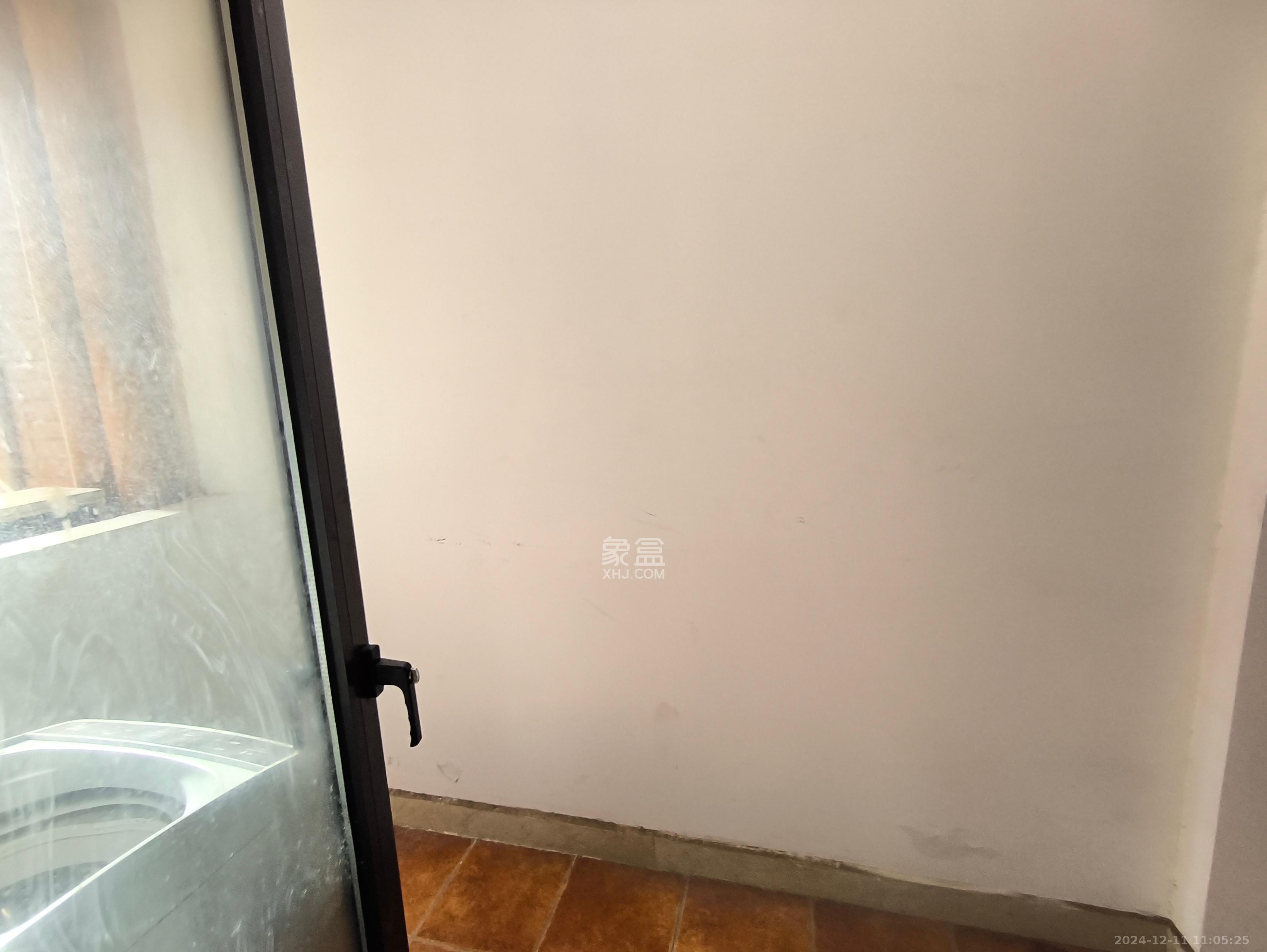 中信凯旋蓝岸(中信新城三期) 3室2厅1卫 2000.0元/月 中信凯旋蓝岸(中信新城三期) 3室2厅1卫 2000.0元/月室内图