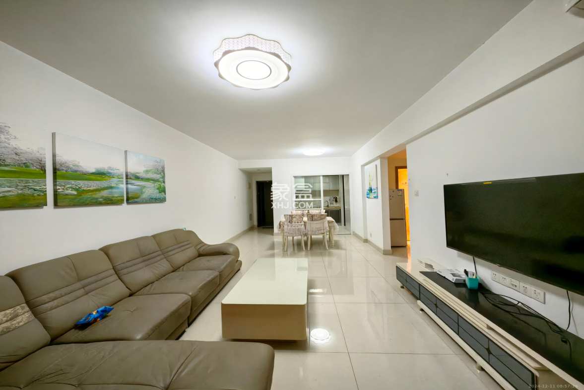 华润凤凰城三期 3室2厅1卫 2200.00元/月 华润凤凰城三期 3室2厅1卫 2200.00元/月室内图