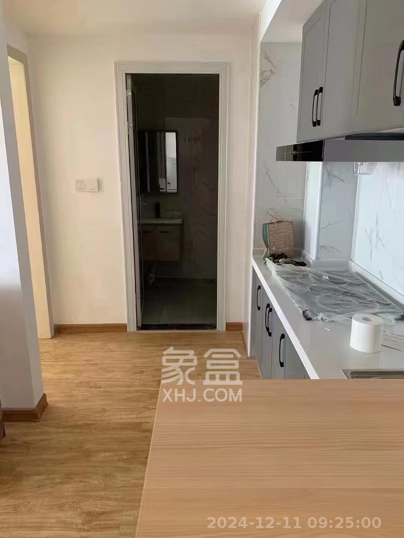 复地星光天地  1室0厅0卫    2500.0元/月 复地星光天地  1室0厅0卫    2500.0元/月室内图