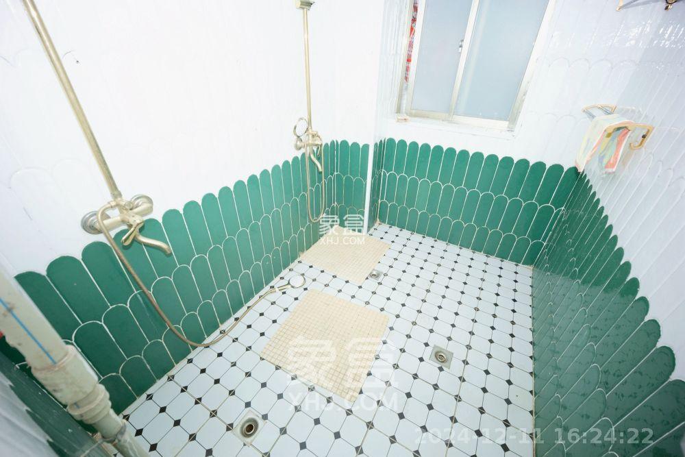 裕南大厦  1室1厅1卫    6000.0元/月 裕南大厦  1室1厅1卫    6000.0元/月室内图