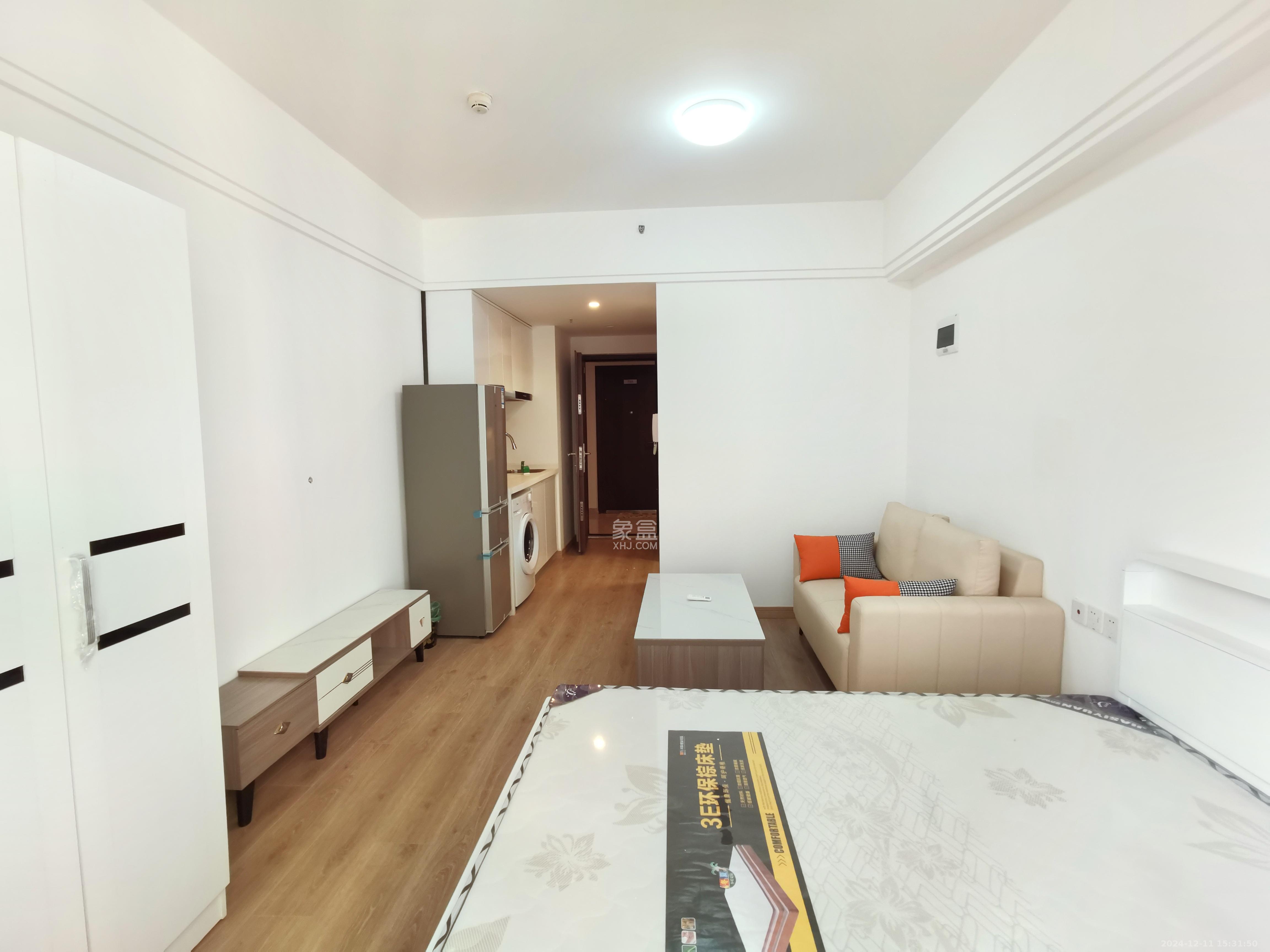 新城和樾(新城和樾公馆)  1室0厅1卫    1300.0元/月 新城和樾(新城和樾公馆)  1室0厅1卫    1300.0元/月室内图