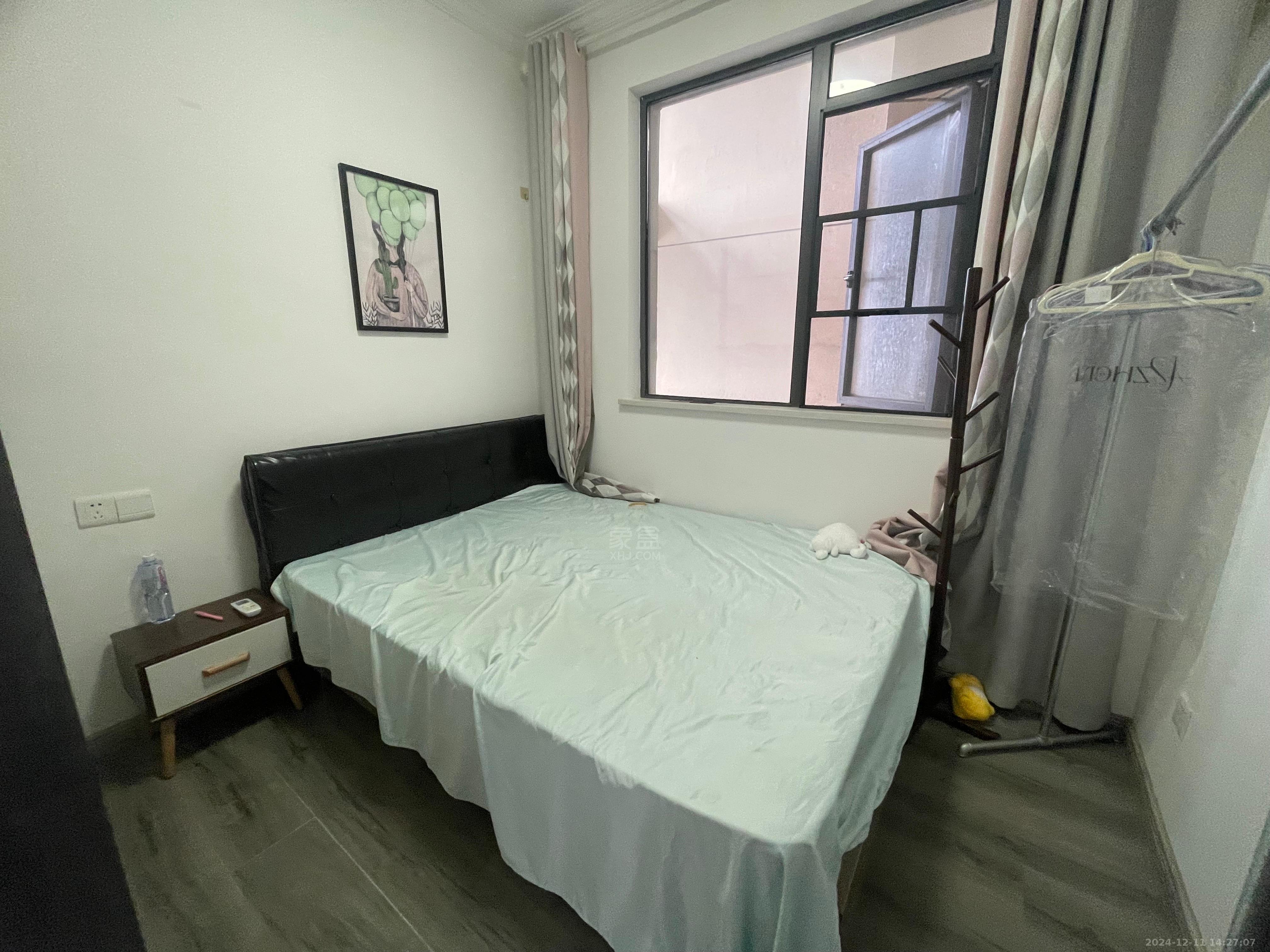 流金岁月-华晨国际 2室2厅1卫 2600.00元/月 流金岁月-华晨国际 2室2厅1卫 2600.00元/月室内图