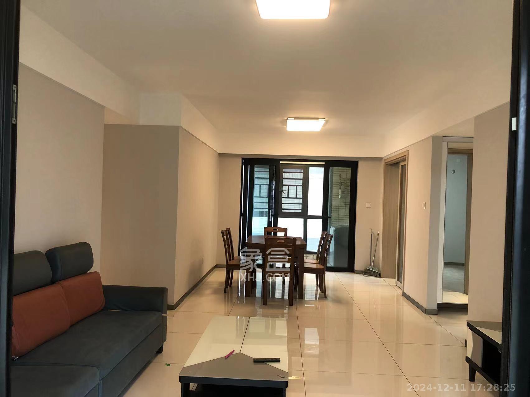 时代年华  4室2厅2卫    2600.0元/月 时代年华  4室2厅2卫    2600.0元/月室内图