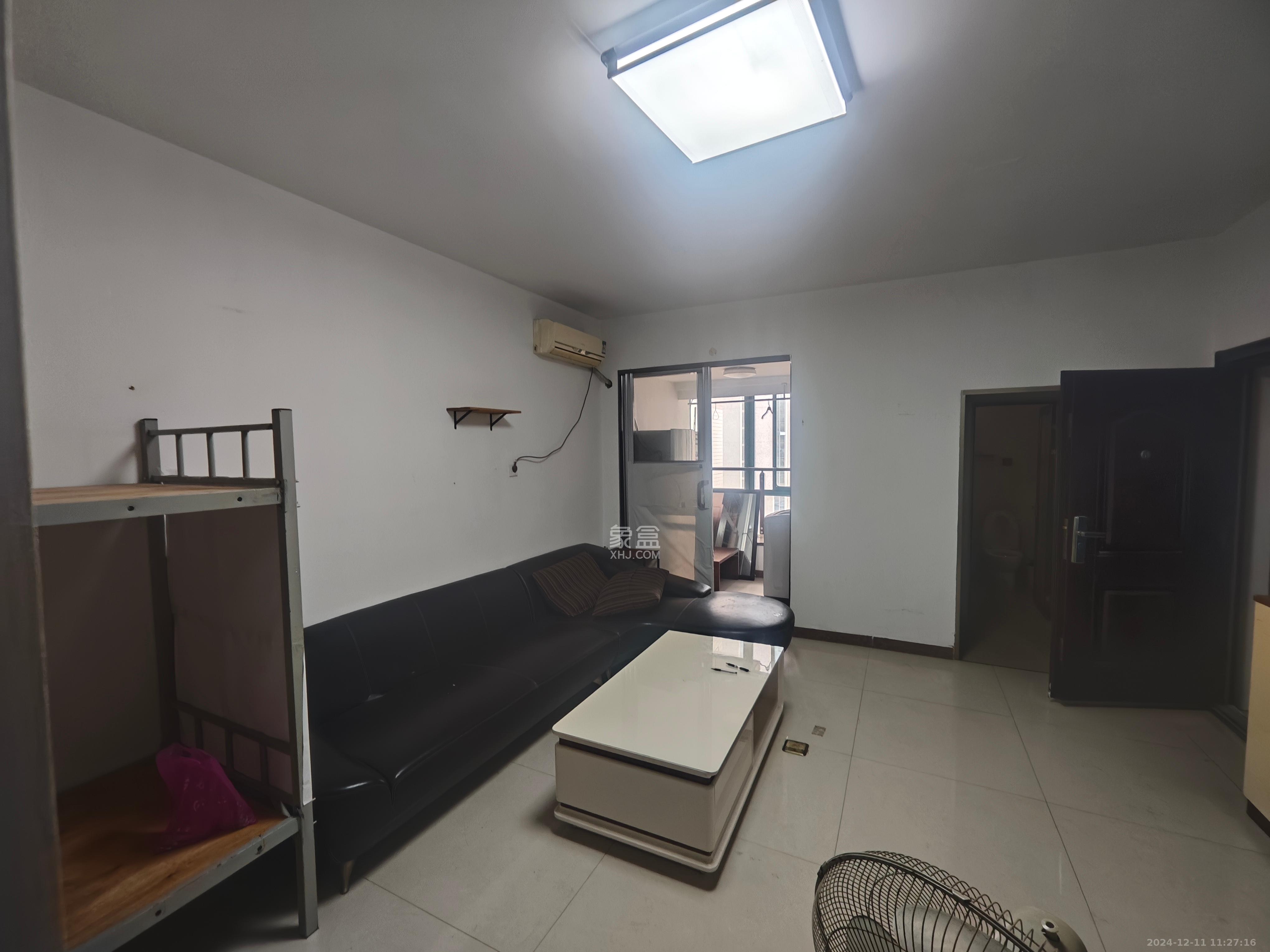 明城公寓 1室1厅1卫 1100.0元/月 明城公寓 1室1厅1卫 1100.0元/月室内图