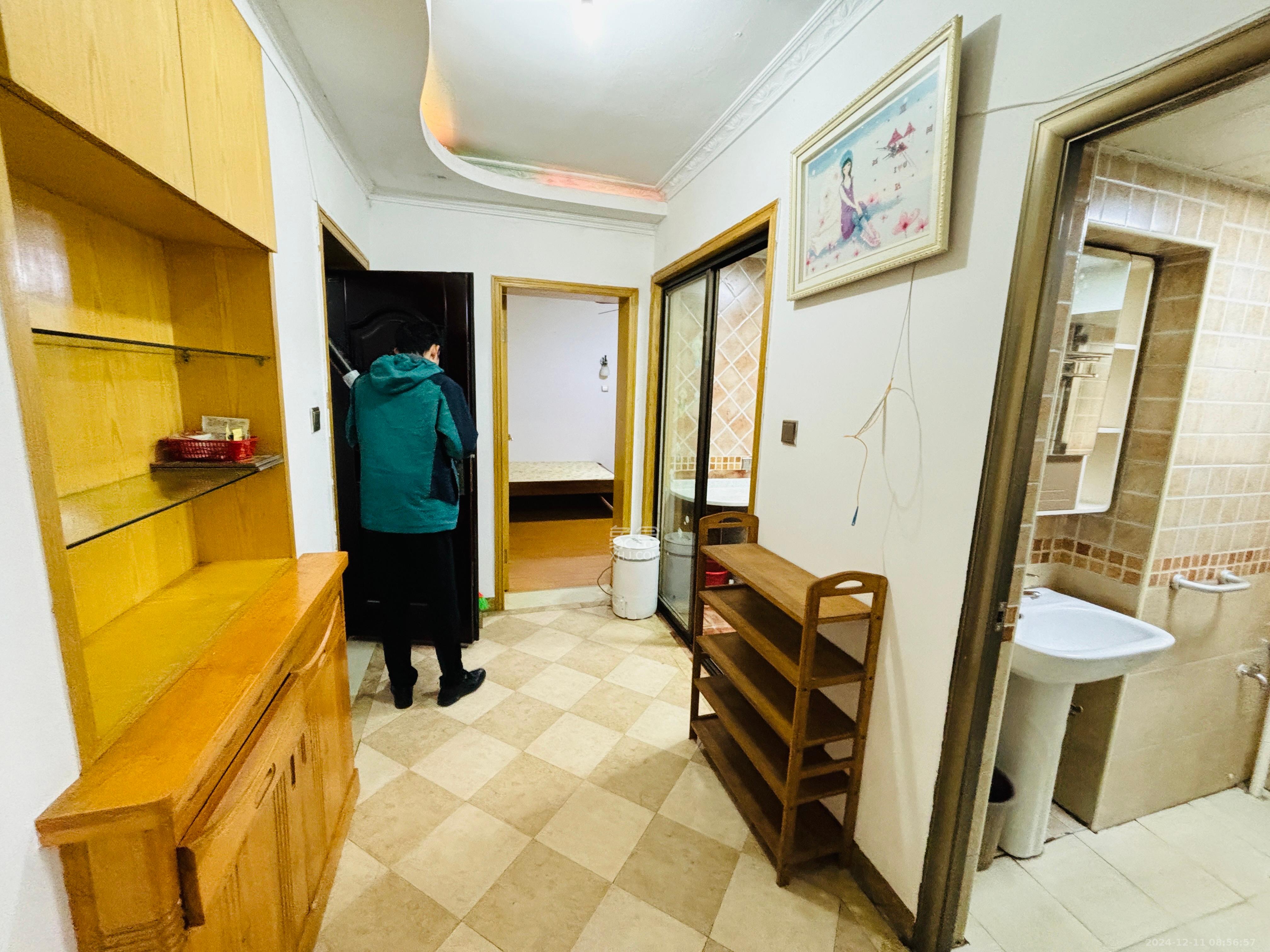 青山祠社区  1室1厅1卫    1500.0元/月