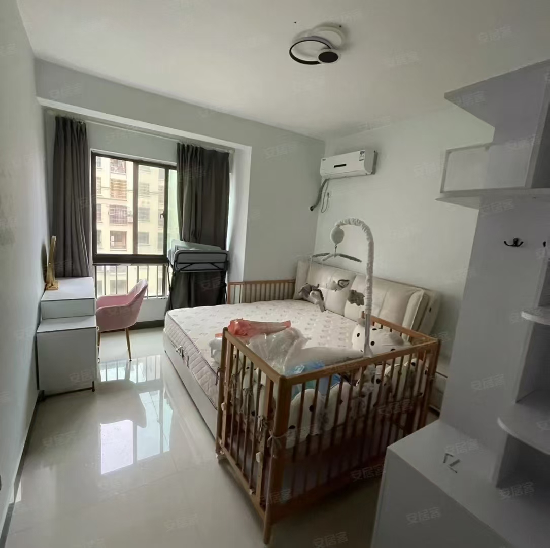 江畔人家  1室1厅1卫    99.0万 江畔人家  1室1厅1卫    99.0万客厅