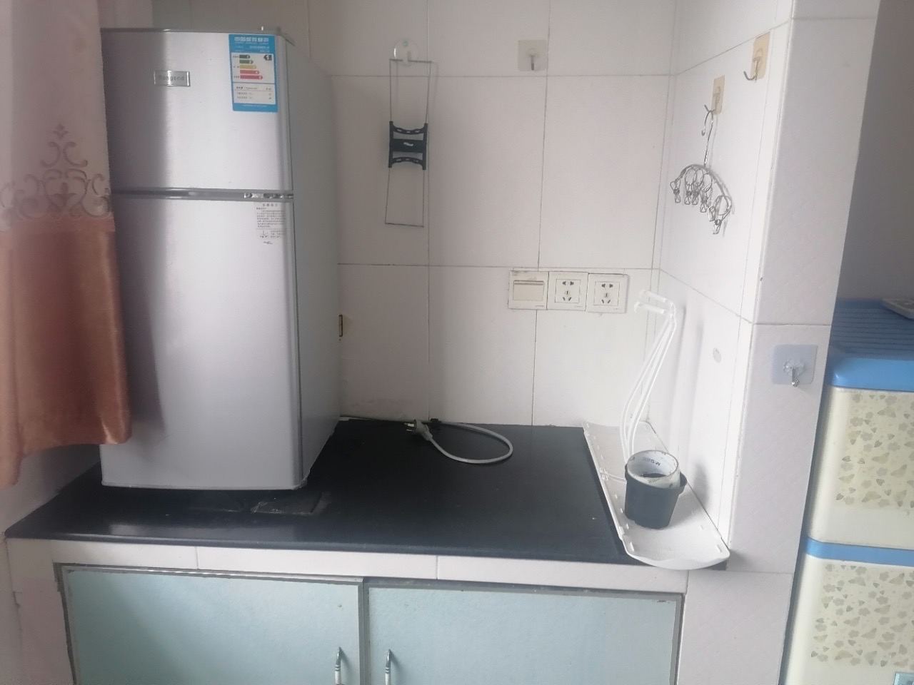 金都大厦(龙华路)  1室1厅1卫    36.0万 金都大厦(龙华路)  1室1厅1卫    36.0万客厅