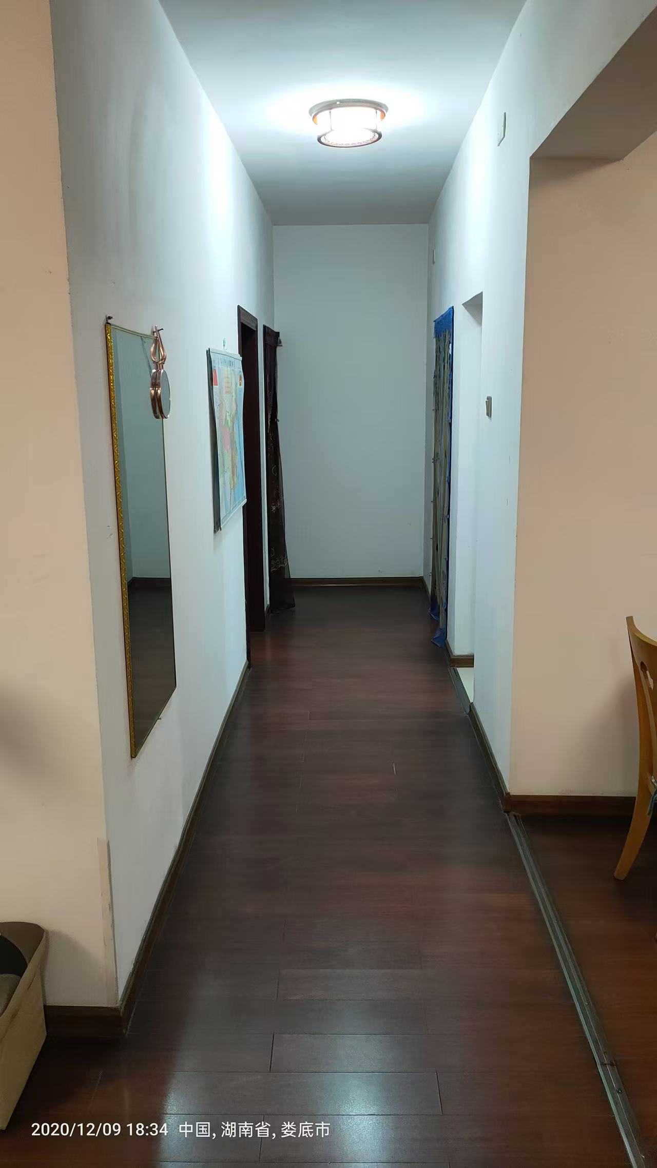 长青居民生活小区 4室2厅2卫 48.0万 长青居民生活小区 4室2厅2卫 48.0万客厅