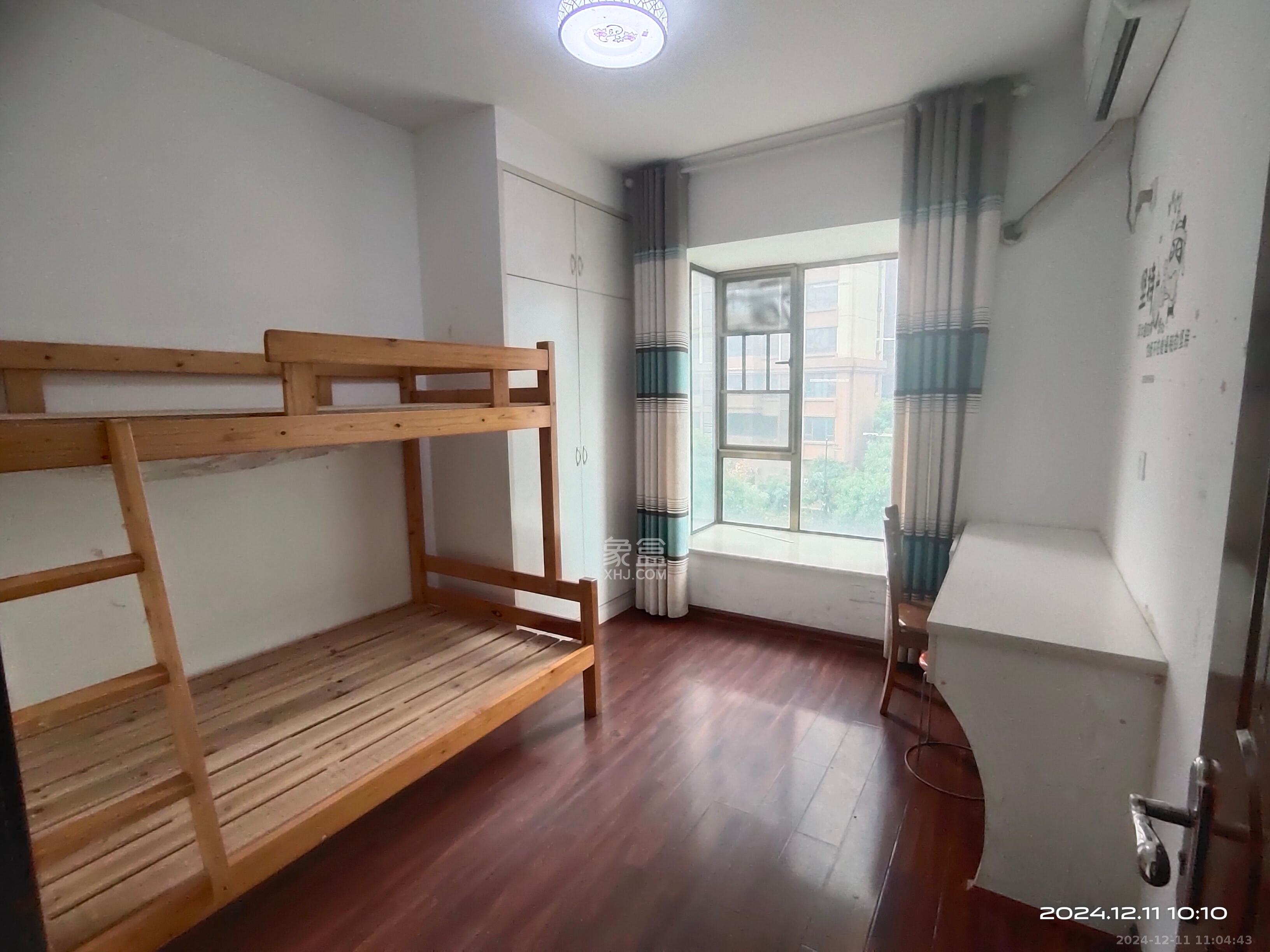 江山帝景雅典 5室2厅2卫 3000.0元/月 江山帝景雅典 5室2厅2卫 3000.0元/月室内图