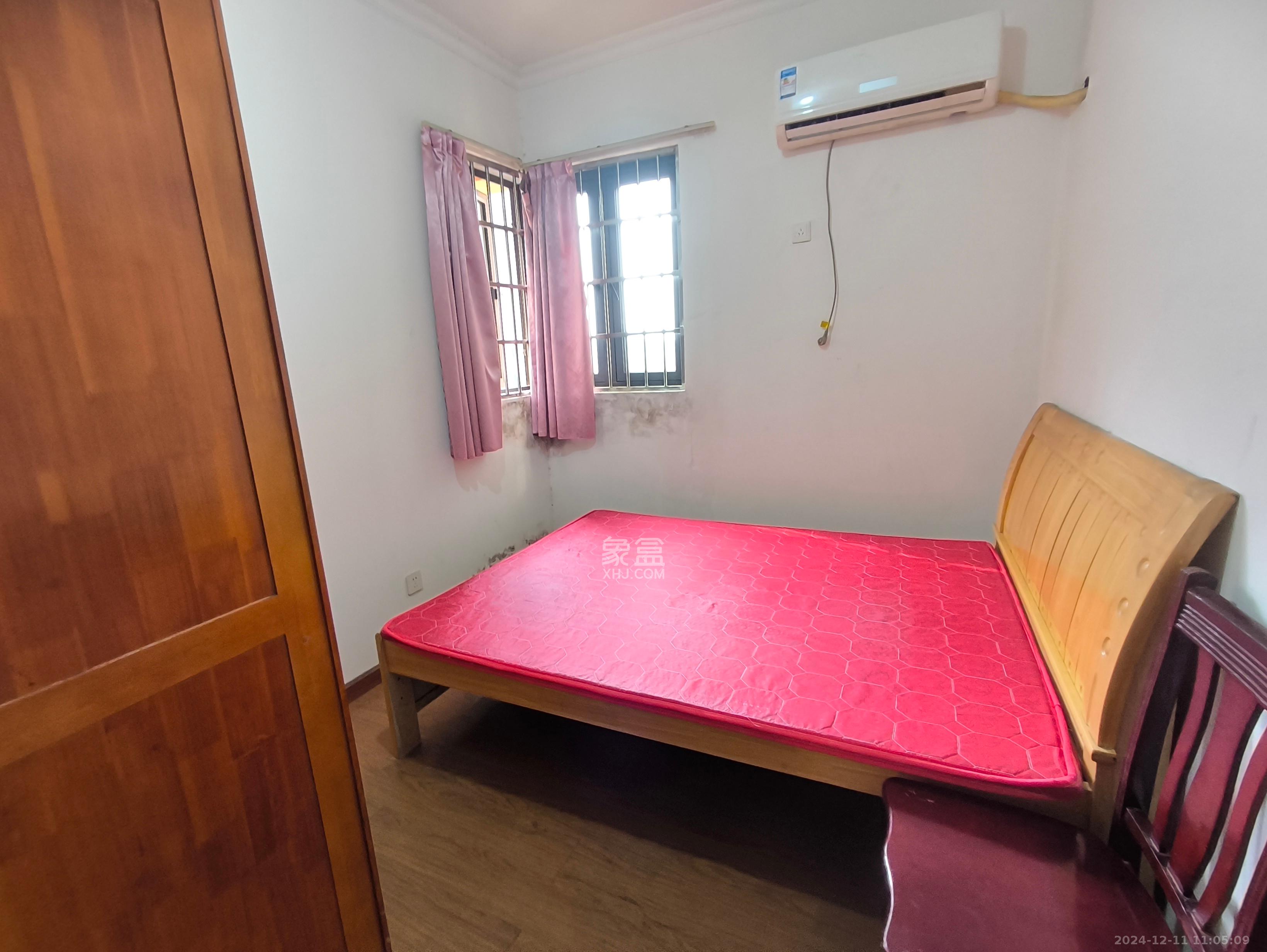 中信凯旋蓝岸(中信新城三期) 3室2厅1卫 2000.0元/月 中信凯旋蓝岸(中信新城三期) 3室2厅1卫 2000.0元/月室内图