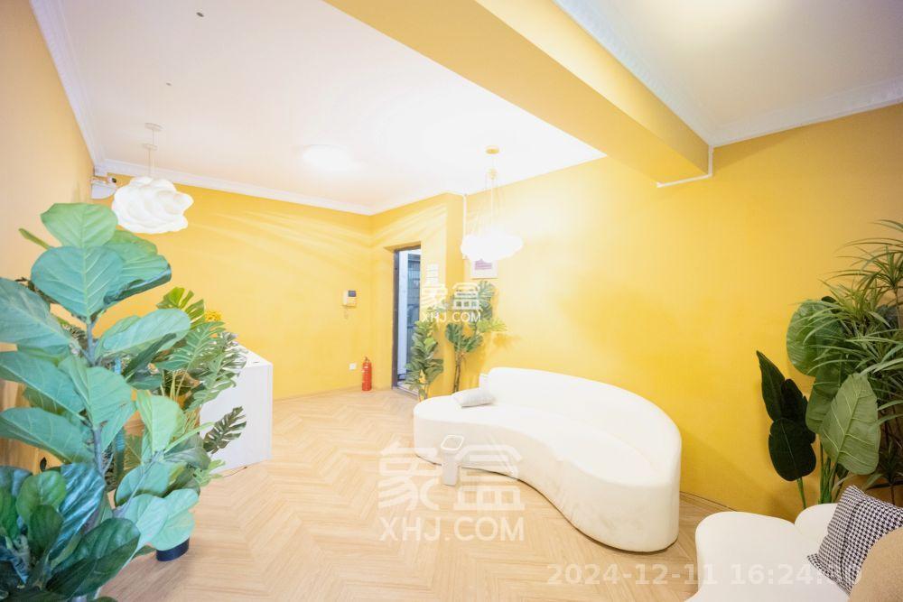 裕南大厦  1室1厅1卫    6000.0元/月 裕南大厦  1室1厅1卫    6000.0元/月室内图