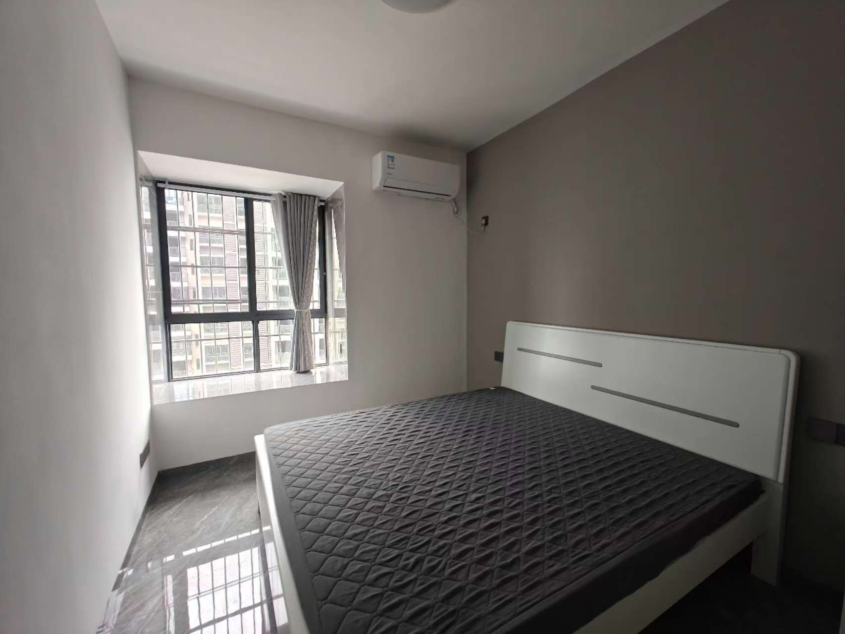 互助小区电梯房 3室2厅2卫 2000.0元/月 互助小区电梯房 3室2厅2卫 2000.0元/月室内图