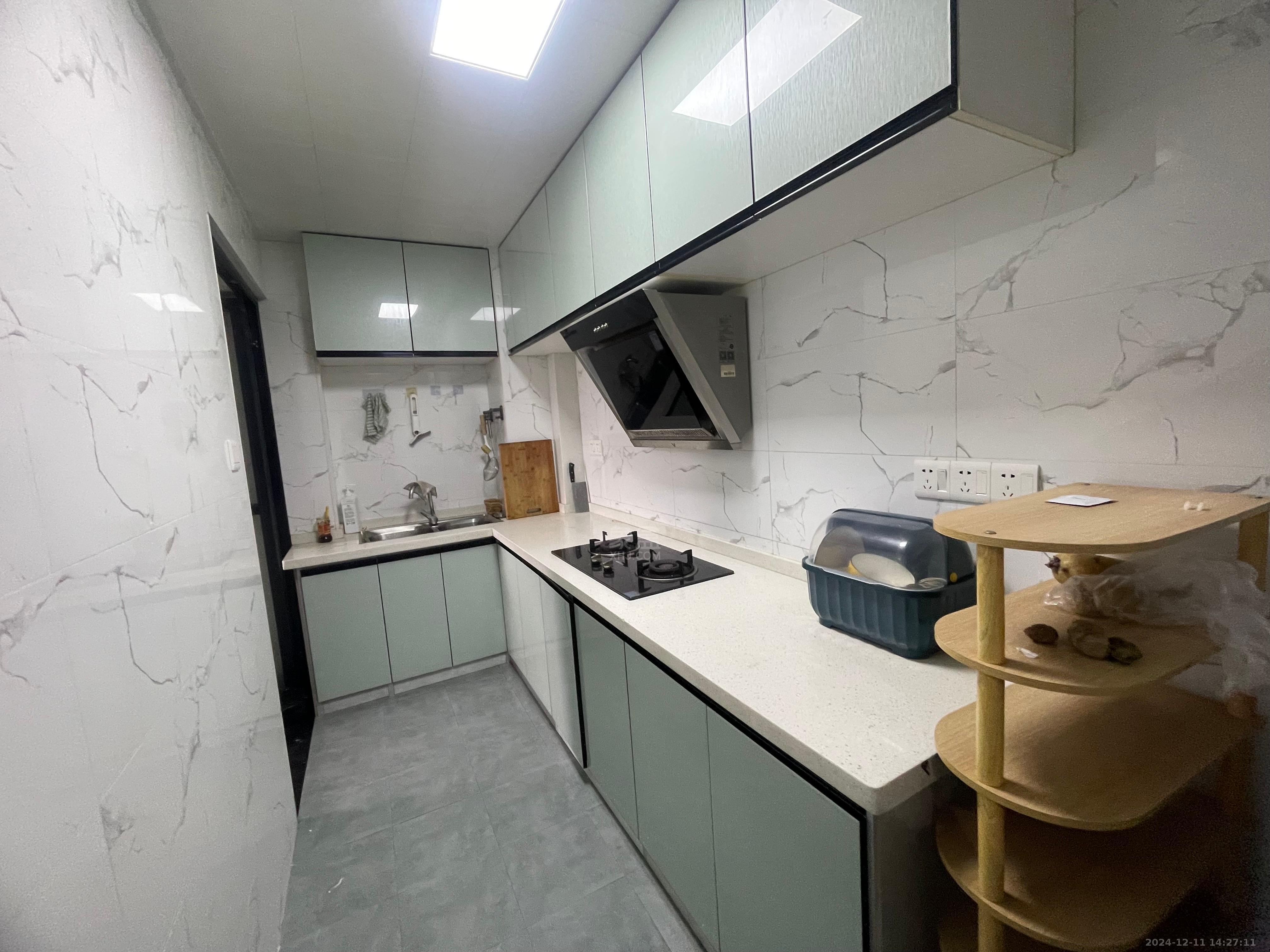 流金岁月-华晨国际 2室2厅1卫 2600.00元/月 流金岁月-华晨国际 2室2厅1卫 2600.00元/月室内图