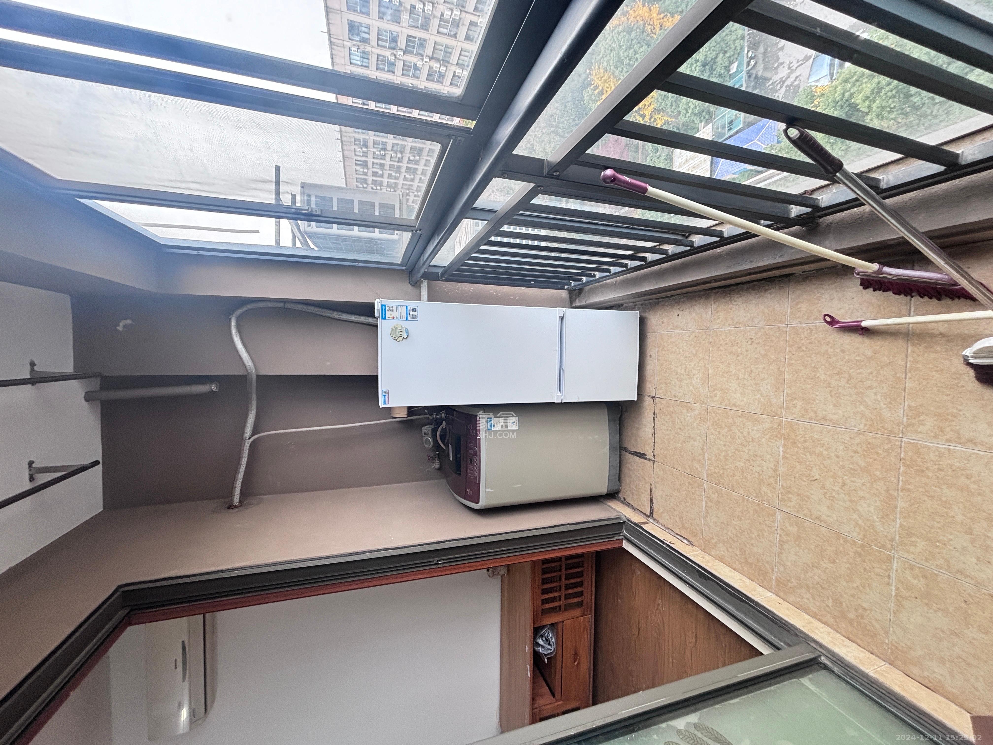 花漾年华(桂花园) 1室1厅1卫 1100.0元/月 花漾年华(桂花园) 1室1厅1卫 1100.0元/月室内图