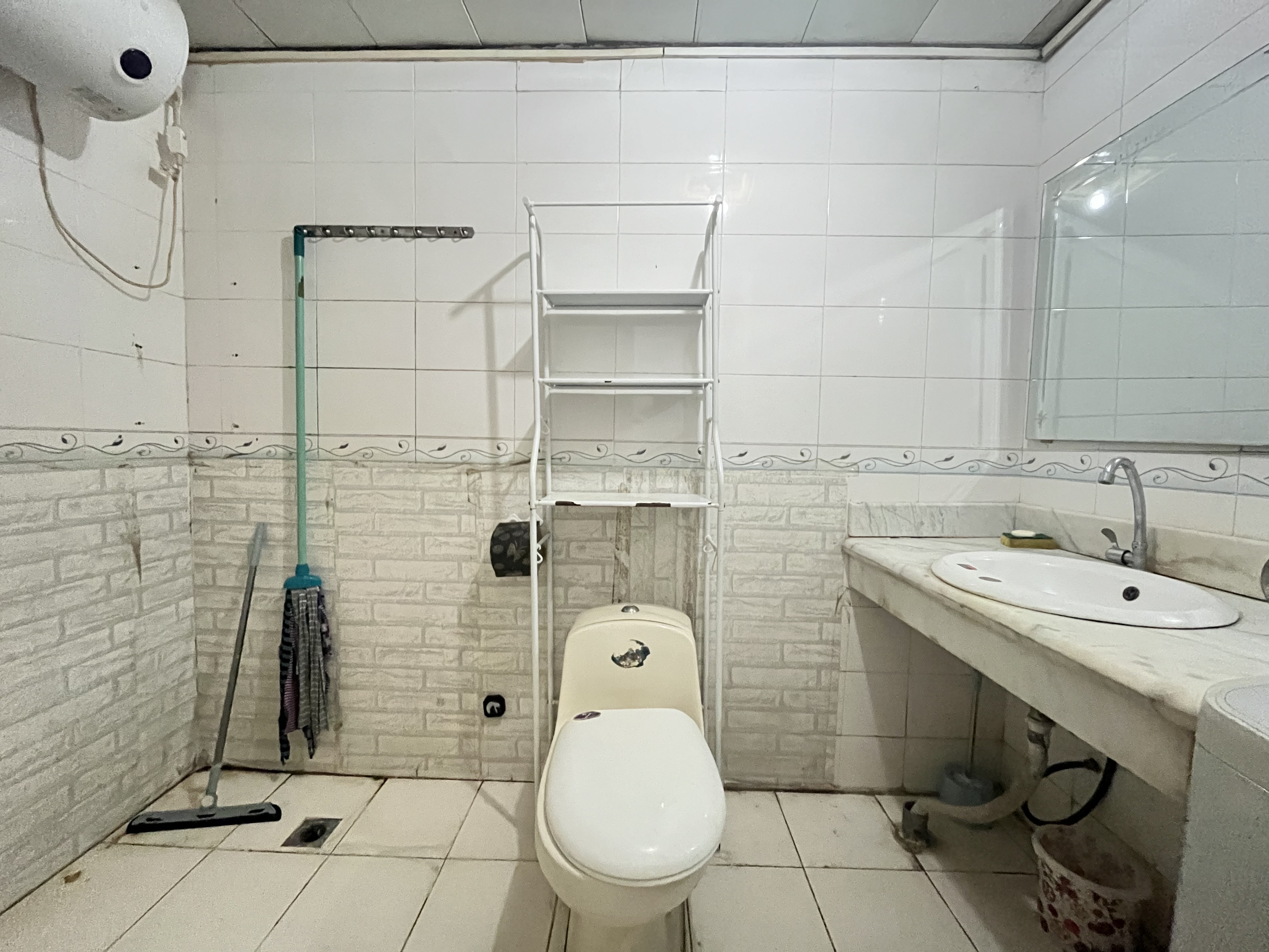 大同大厦 1室0厅1卫 45.0万 大同大厦 1室0厅1卫 45.0万卫生间