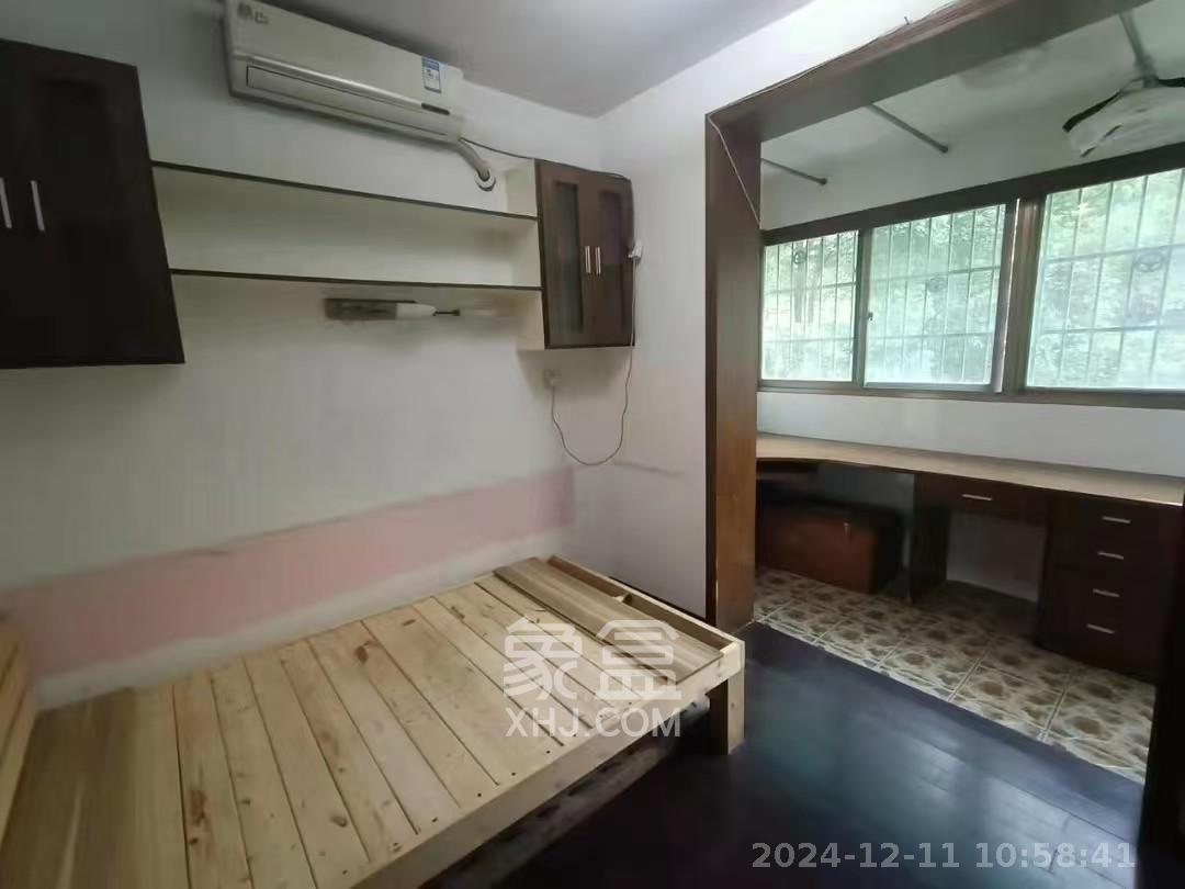 仁和家园  3室2厅1卫   1800.00元/月室内图