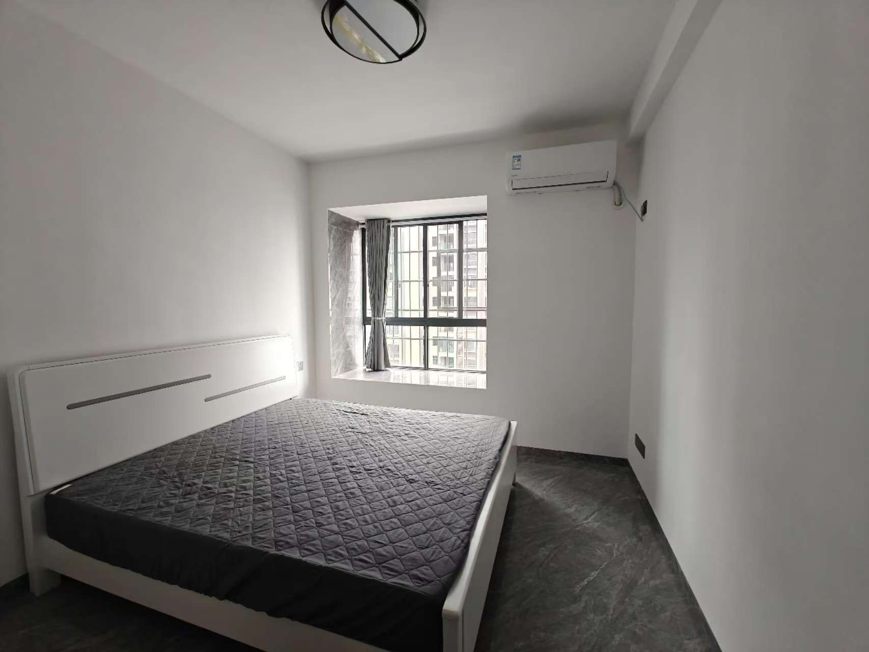 互助小区电梯房 3室2厅2卫 2000.0元/月 互助小区电梯房 3室2厅2卫 2000.0元/月室内图