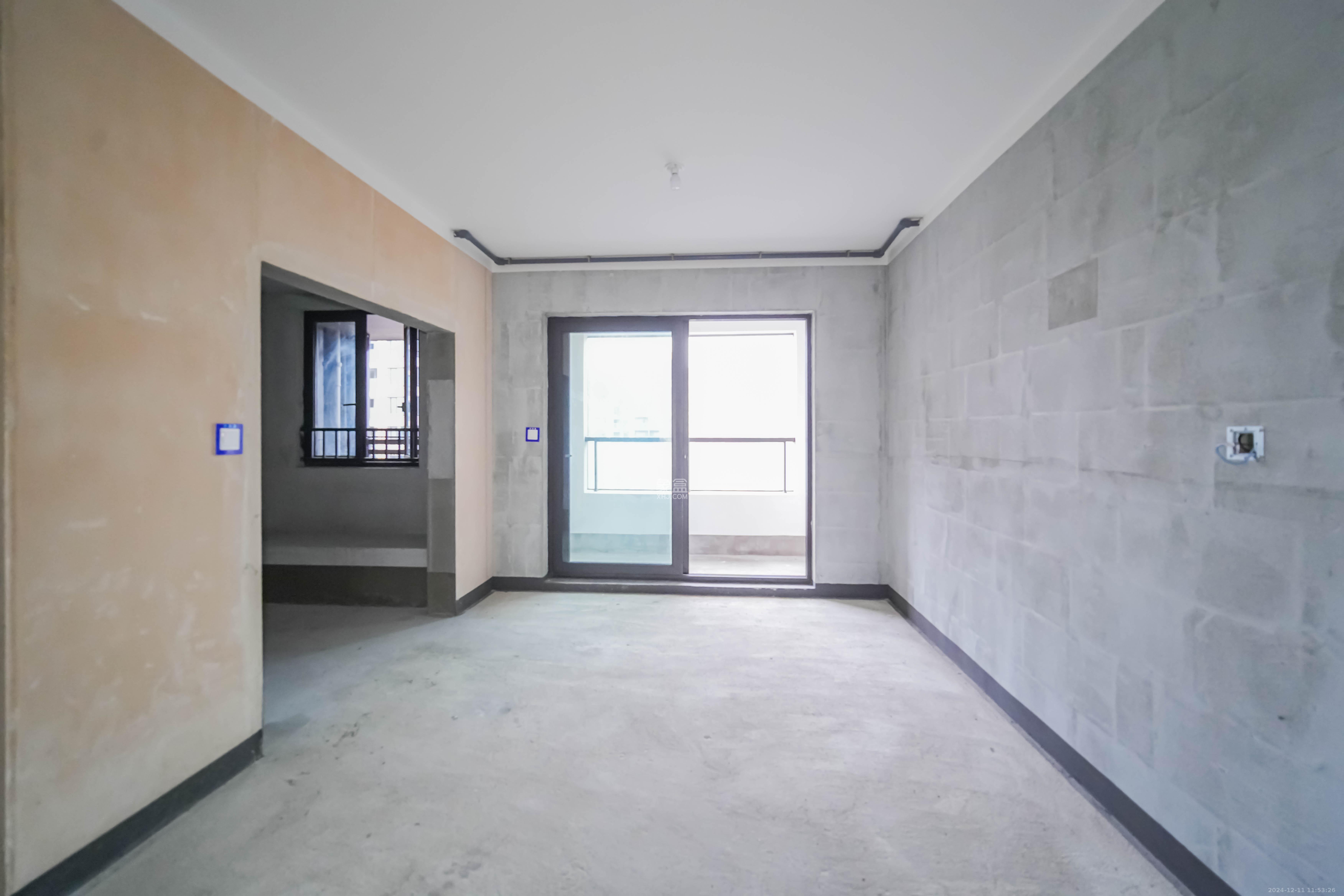 建发玖洲观澜 5室2厅3卫 2000.0元/月 建发玖洲观澜 5室2厅3卫 2000.0元/月室内图