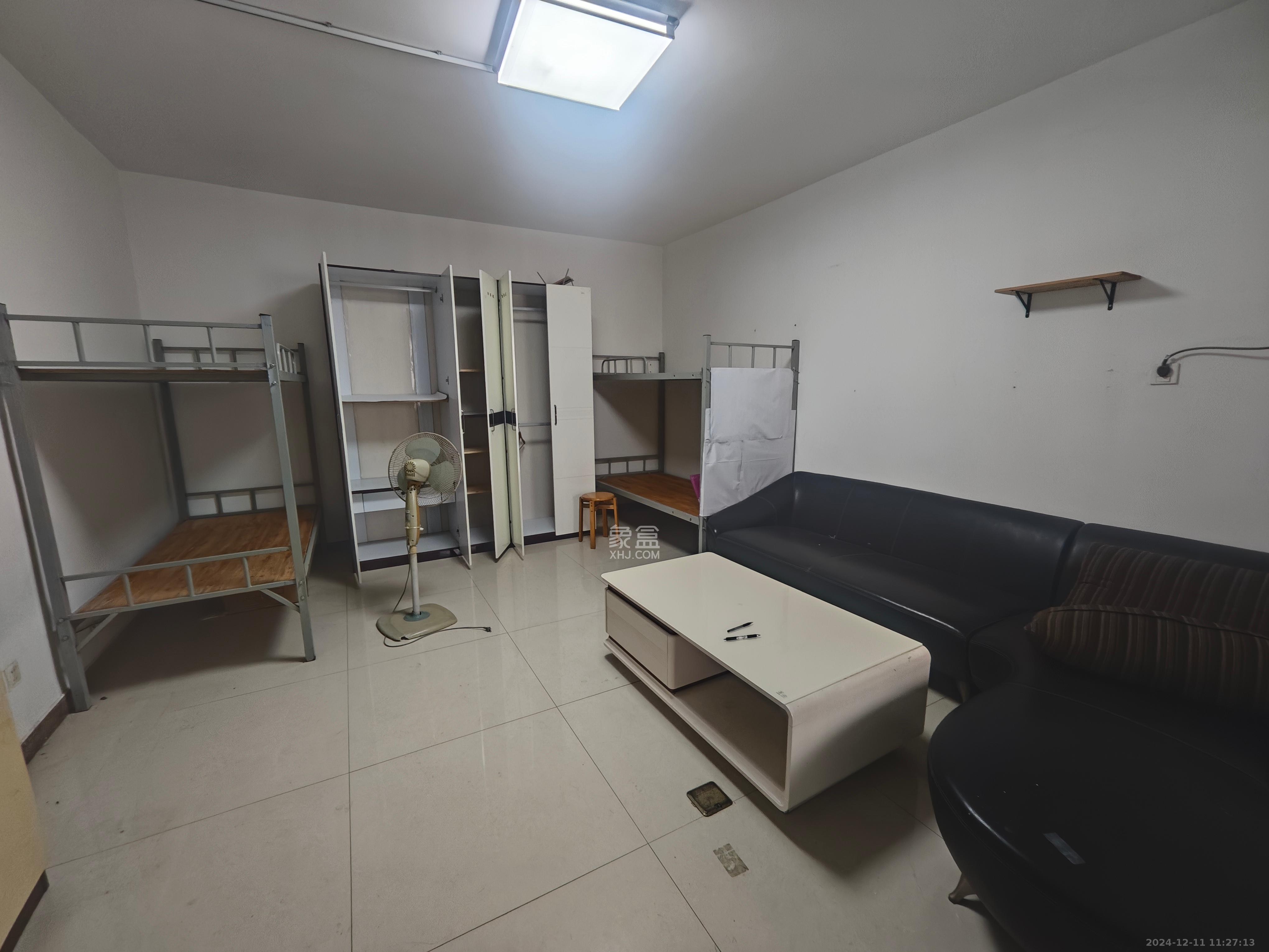 明城公寓 1室1厅1卫 1100.0元/月 明城公寓 1室1厅1卫 1100.0元/月室内图