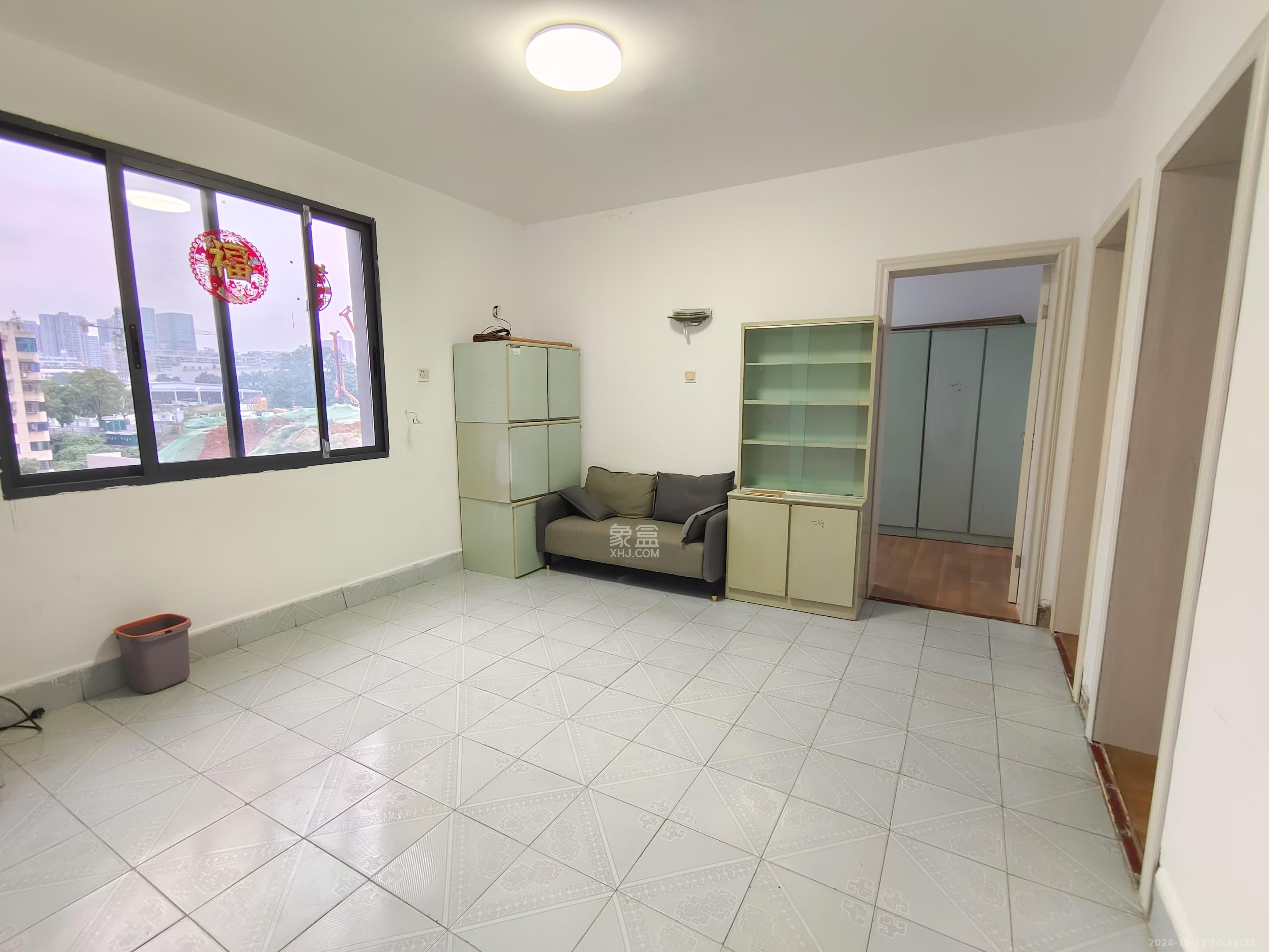 英才园三片 3室2厅1卫 2100.0元/月 英才园三片 3室2厅1卫 2100.0元/月室内图