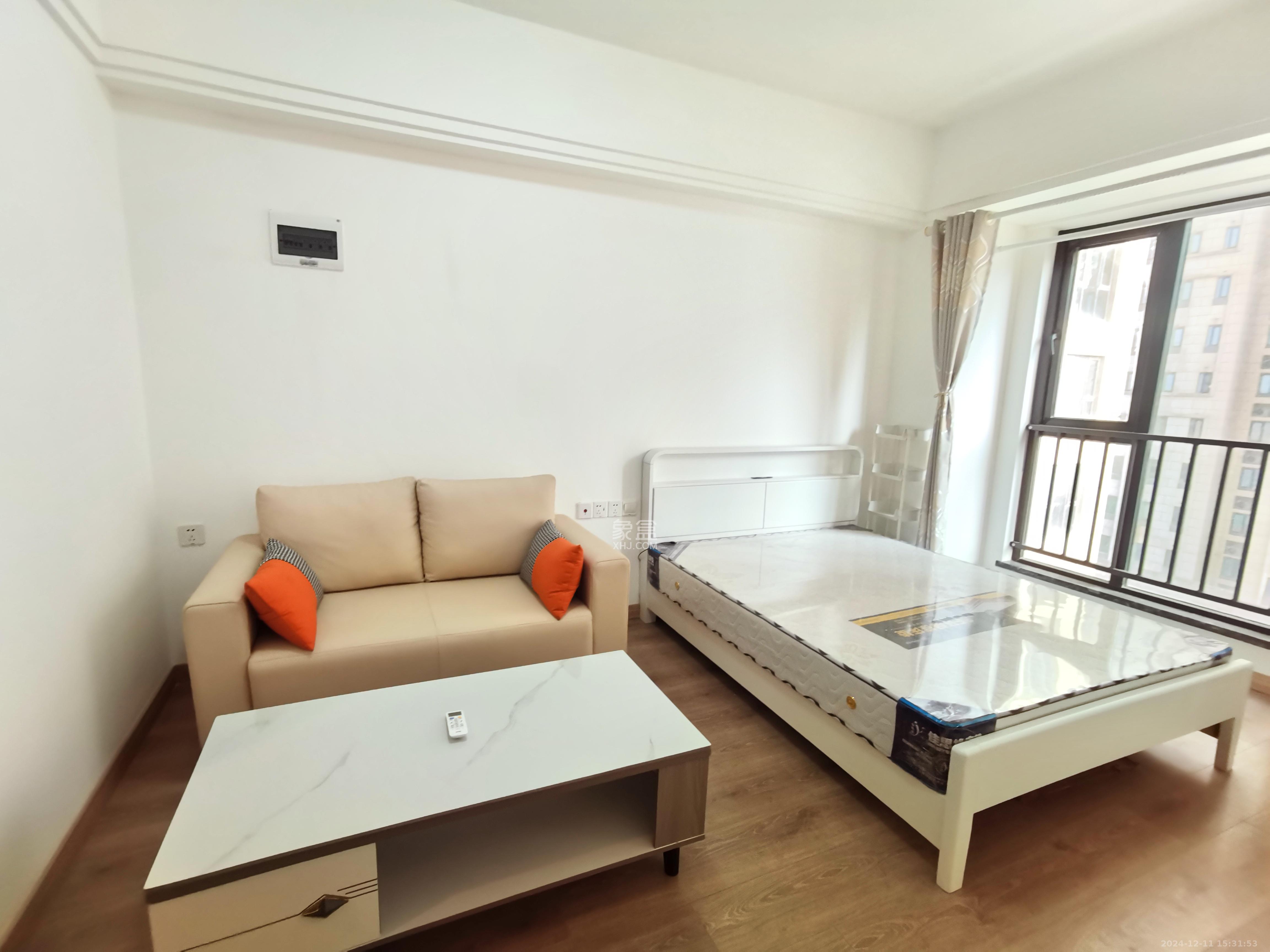 新城和樾(新城和樾公馆)  1室0厅1卫    1300.0元/月 新城和樾(新城和樾公馆)  1室0厅1卫    1300.0元/月室内图