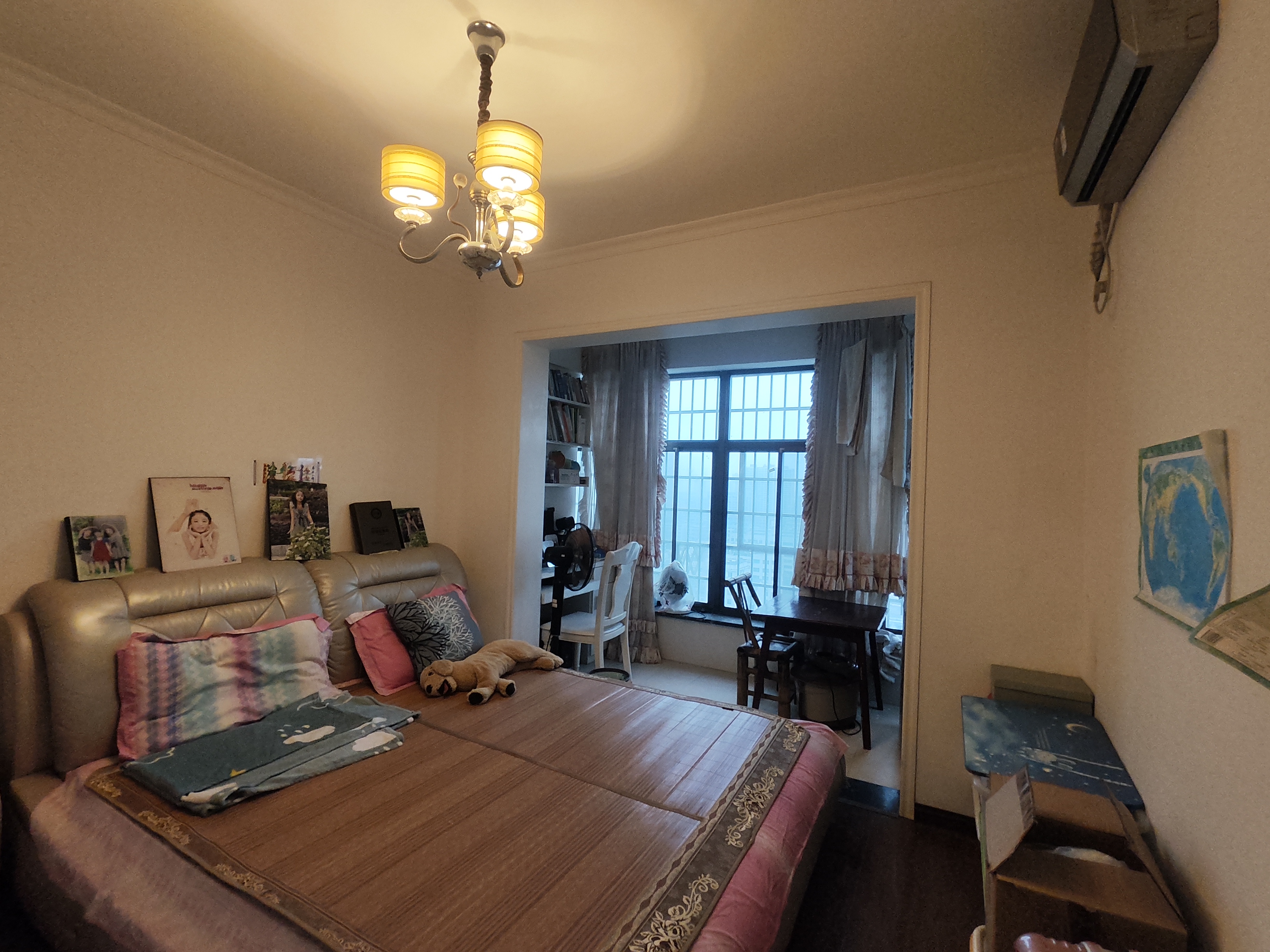 翰林苑 3室2厅2卫 85.0万 翰林苑 3室2厅2卫 85.0万客厅