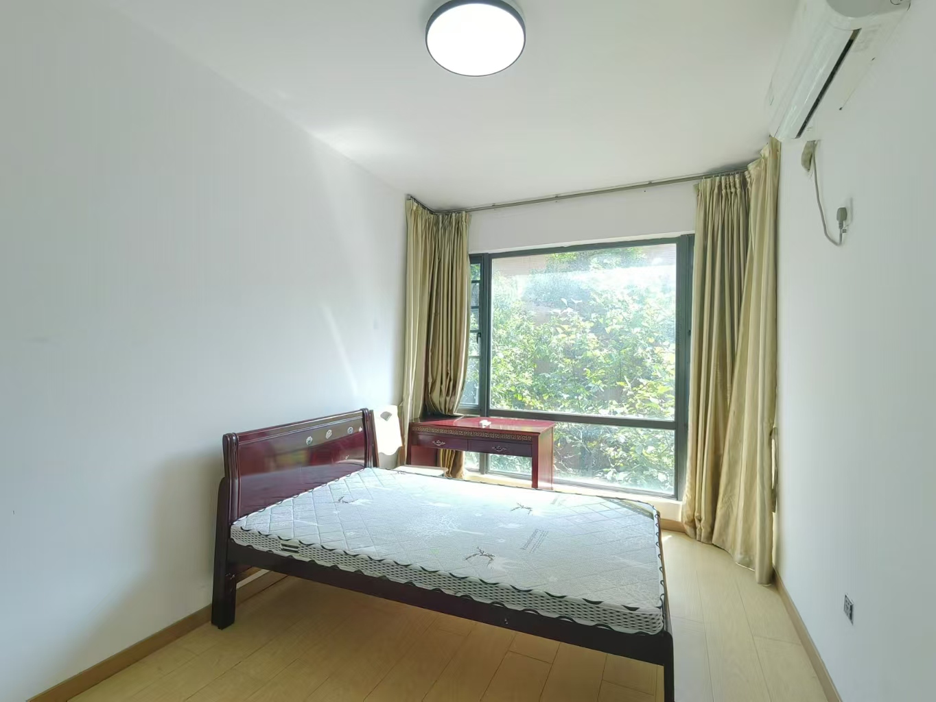 海伦春天 3室2厅2卫 2100.0元/月 海伦春天 3室2厅2卫 2100.0元/月室内图