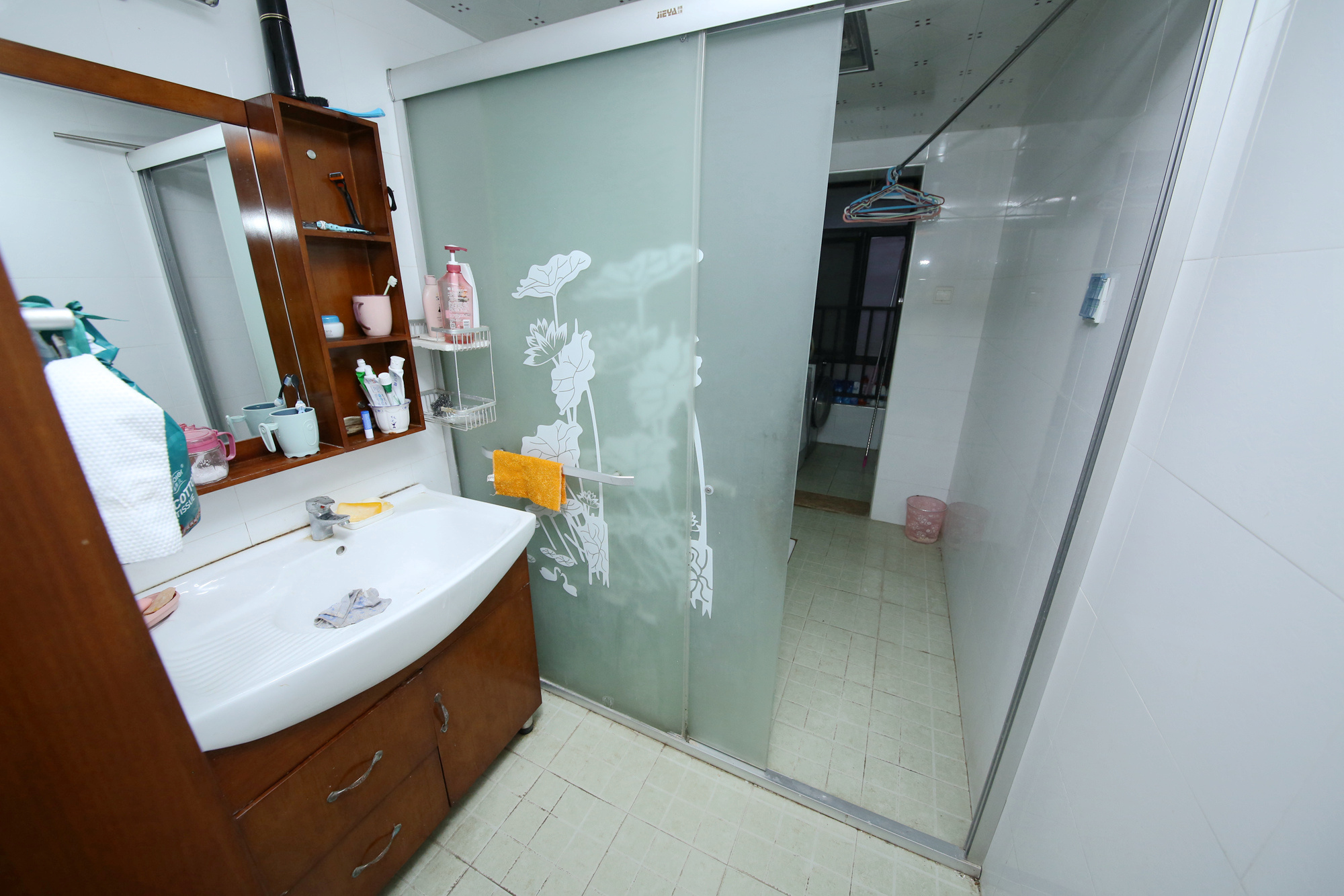湘域城邦（湘域国际中心）  3室2厅2卫   238.00万卫生间