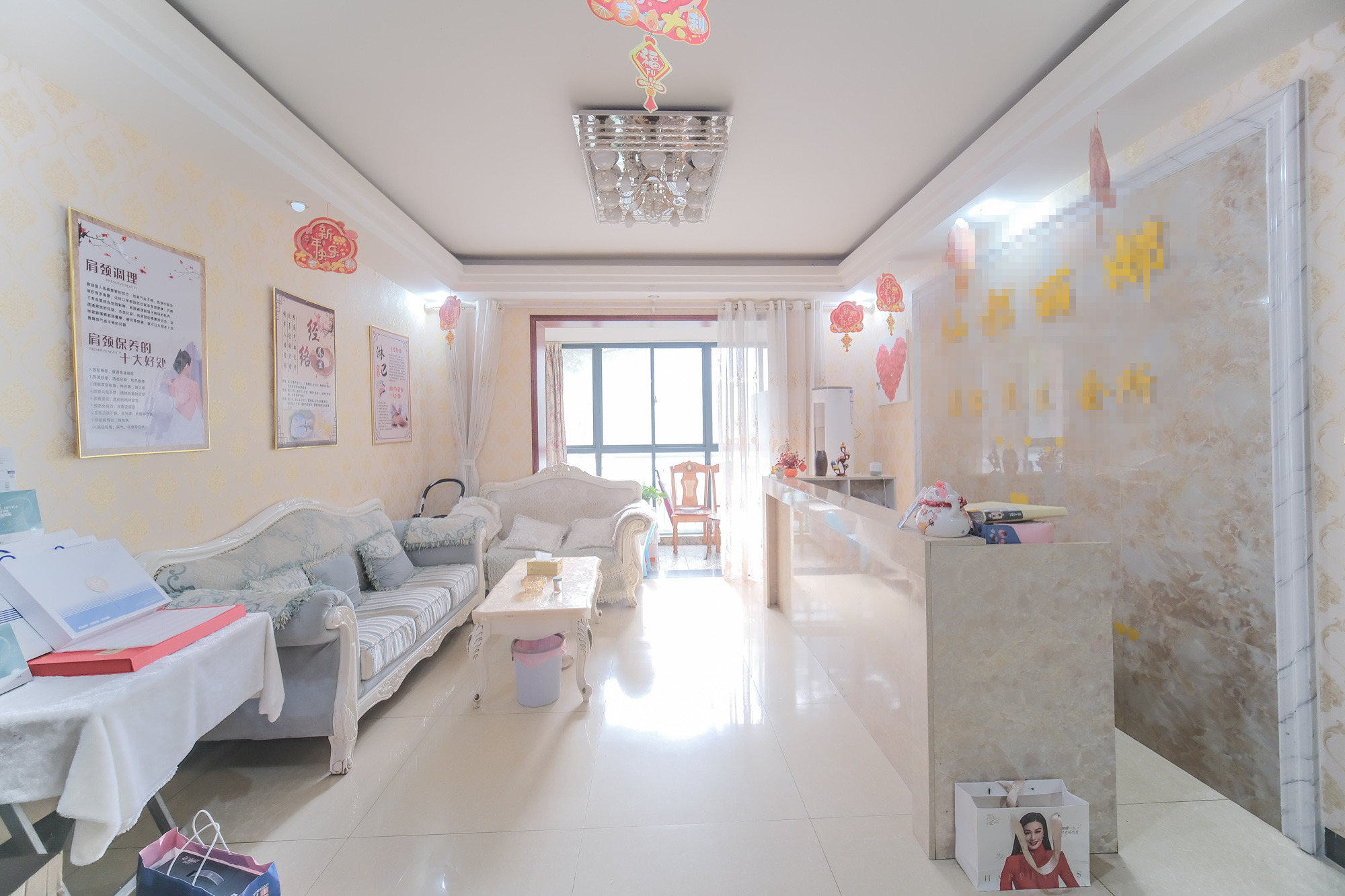 圆梦完美生活 5室2厅2卫 79.8万 圆梦完美生活 5室2厅2卫 79.8万客厅