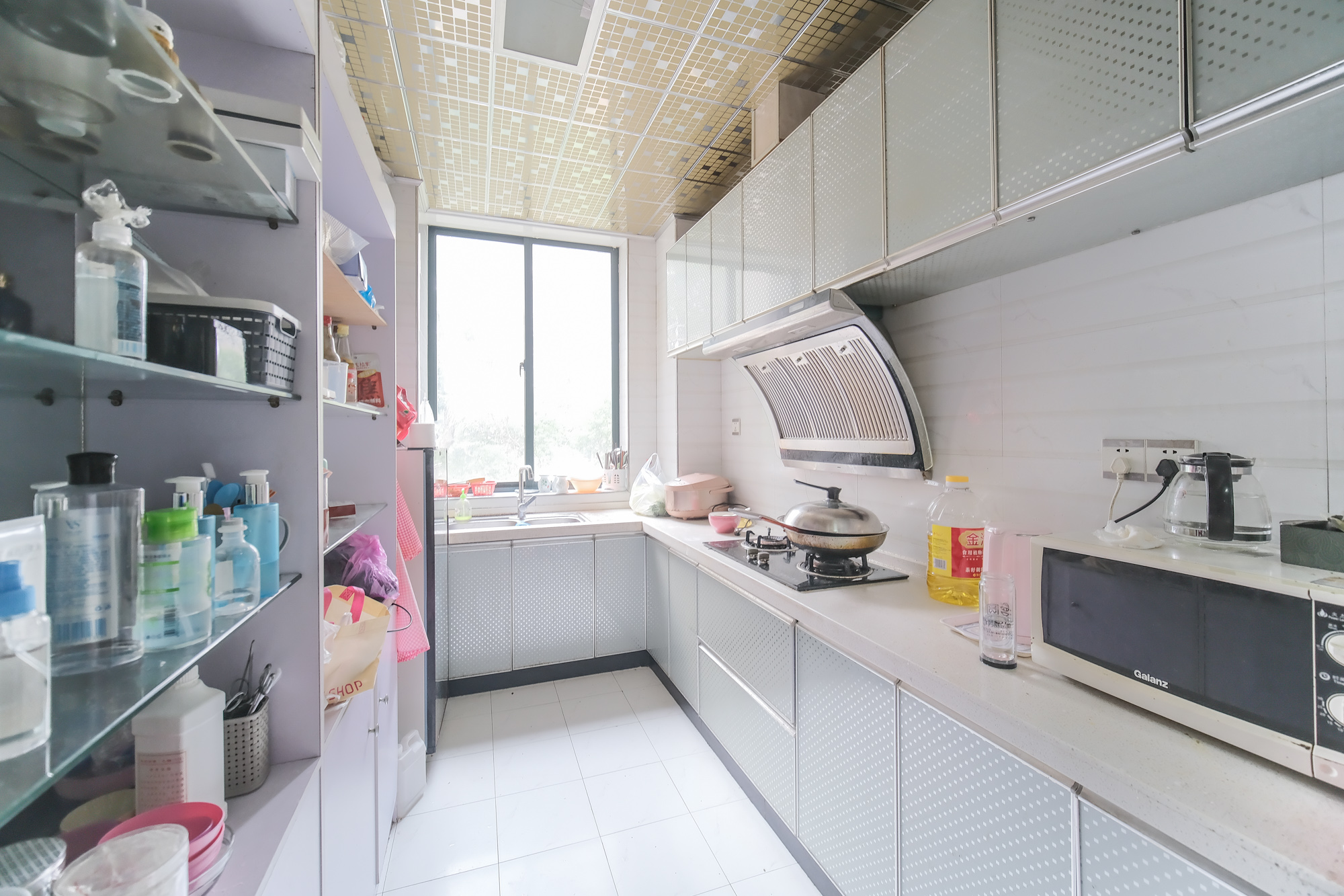 圆梦完美生活 5室2厅2卫 79.8万 圆梦完美生活 5室2厅2卫 79.8万厨房