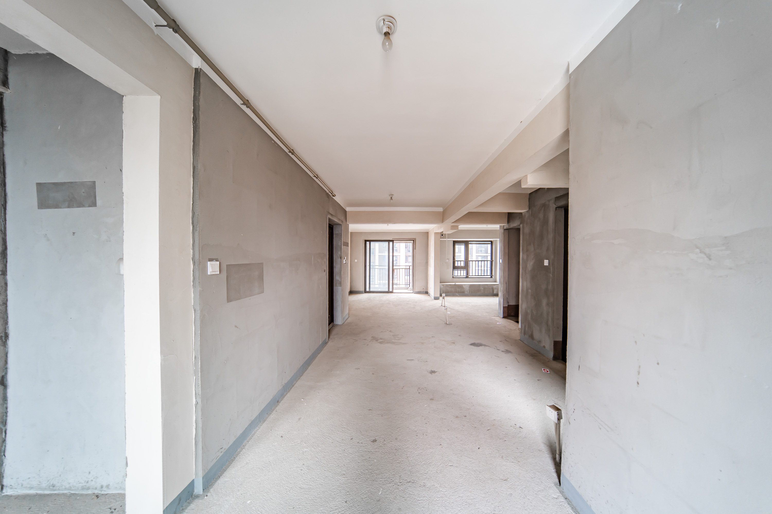 建发电建江山悦  3室2厅2卫   130.00万其他