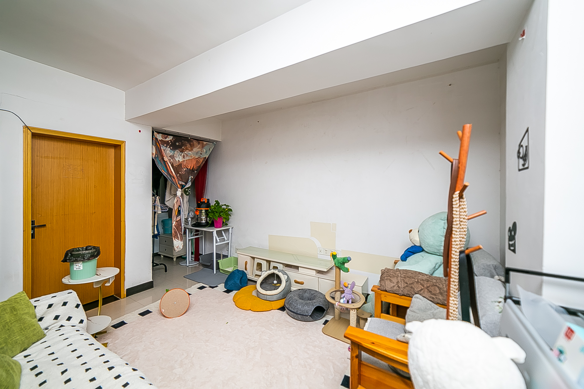 芙蓉蓉苑 2室1厅1卫 66.0万 芙蓉蓉苑 2室1厅1卫 66.0万客厅