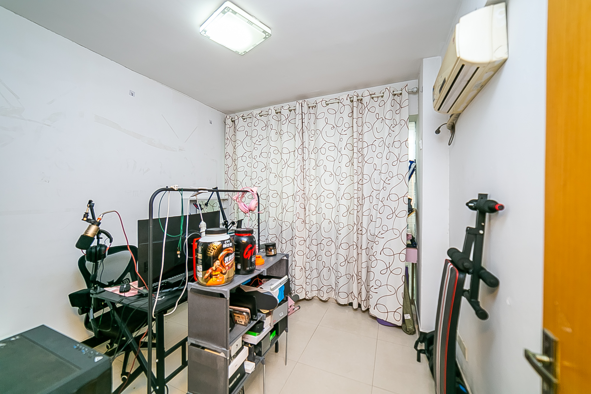 芙蓉蓉苑 2室1厅1卫 66.0万 芙蓉蓉苑 2室1厅1卫 66.0万卧室