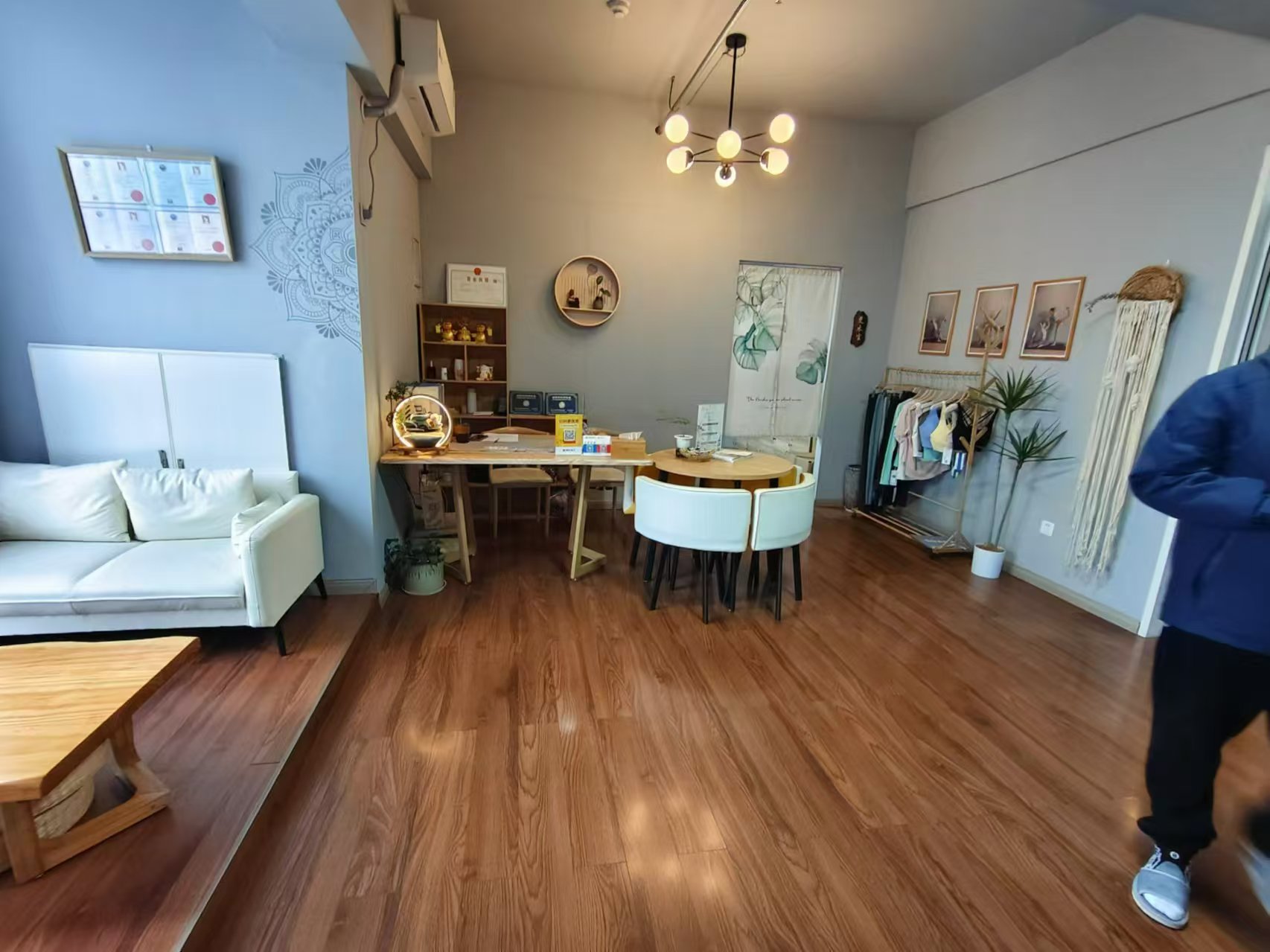 乐尚城 1室0厅1卫 1400.0元/月 乐尚城 1室0厅1卫 1400.0元/月室内图