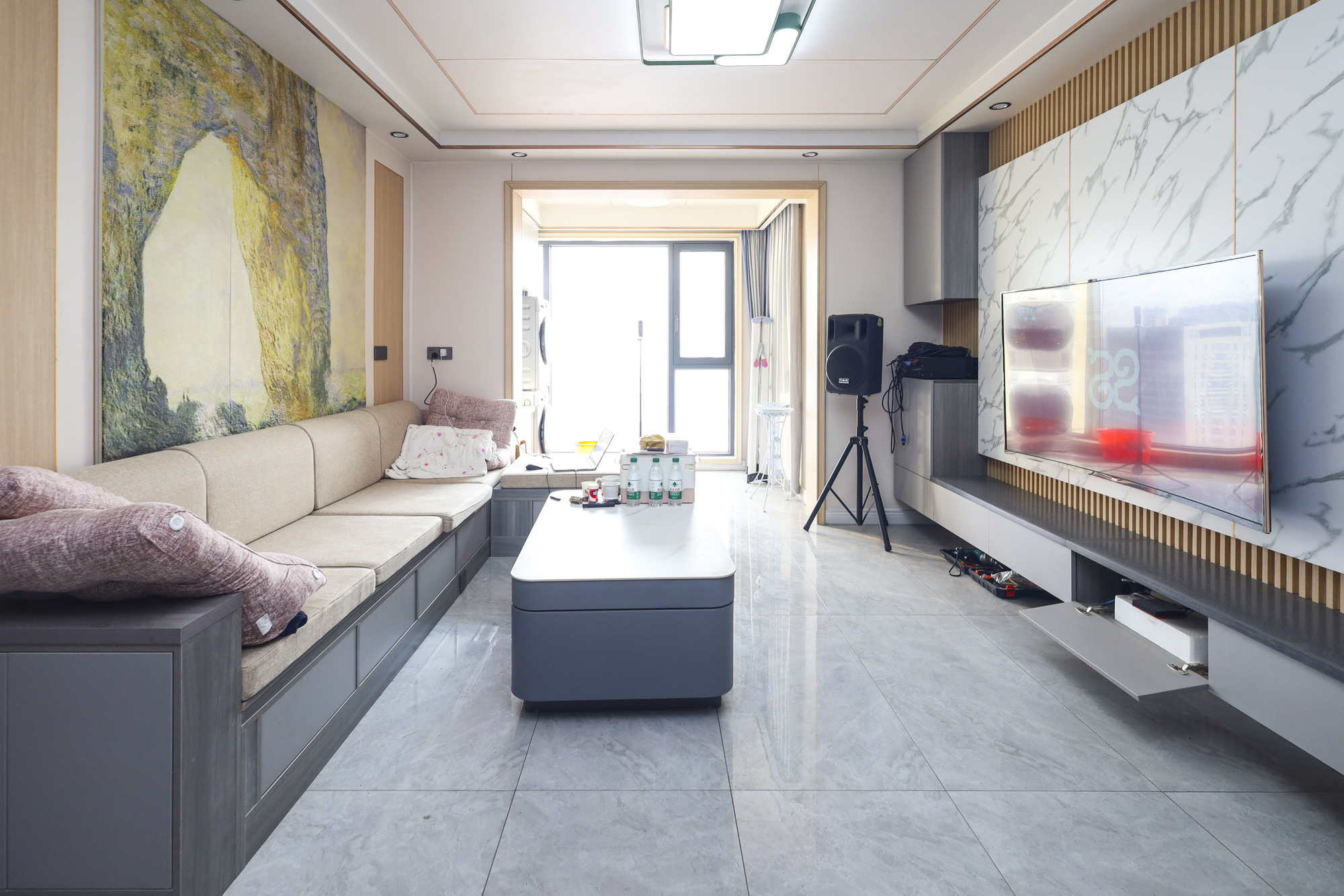 南璟滨江书苑 4室2厅2卫 85.0万 南璟滨江书苑 4室2厅2卫 85.0万客厅