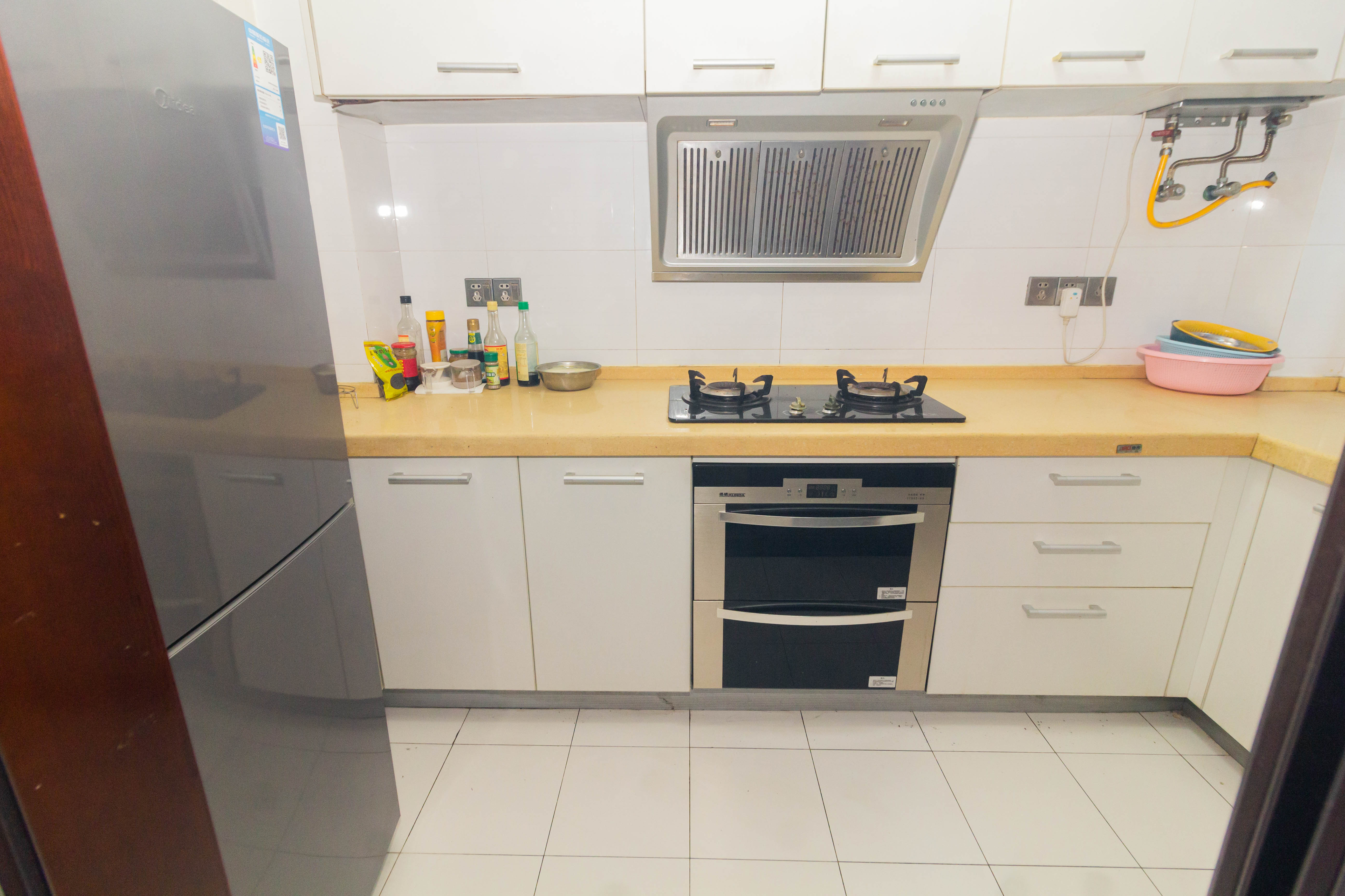 康桥长郡 4室2厅2卫 85.8万 康桥长郡 4室2厅2卫 85.8万厨房