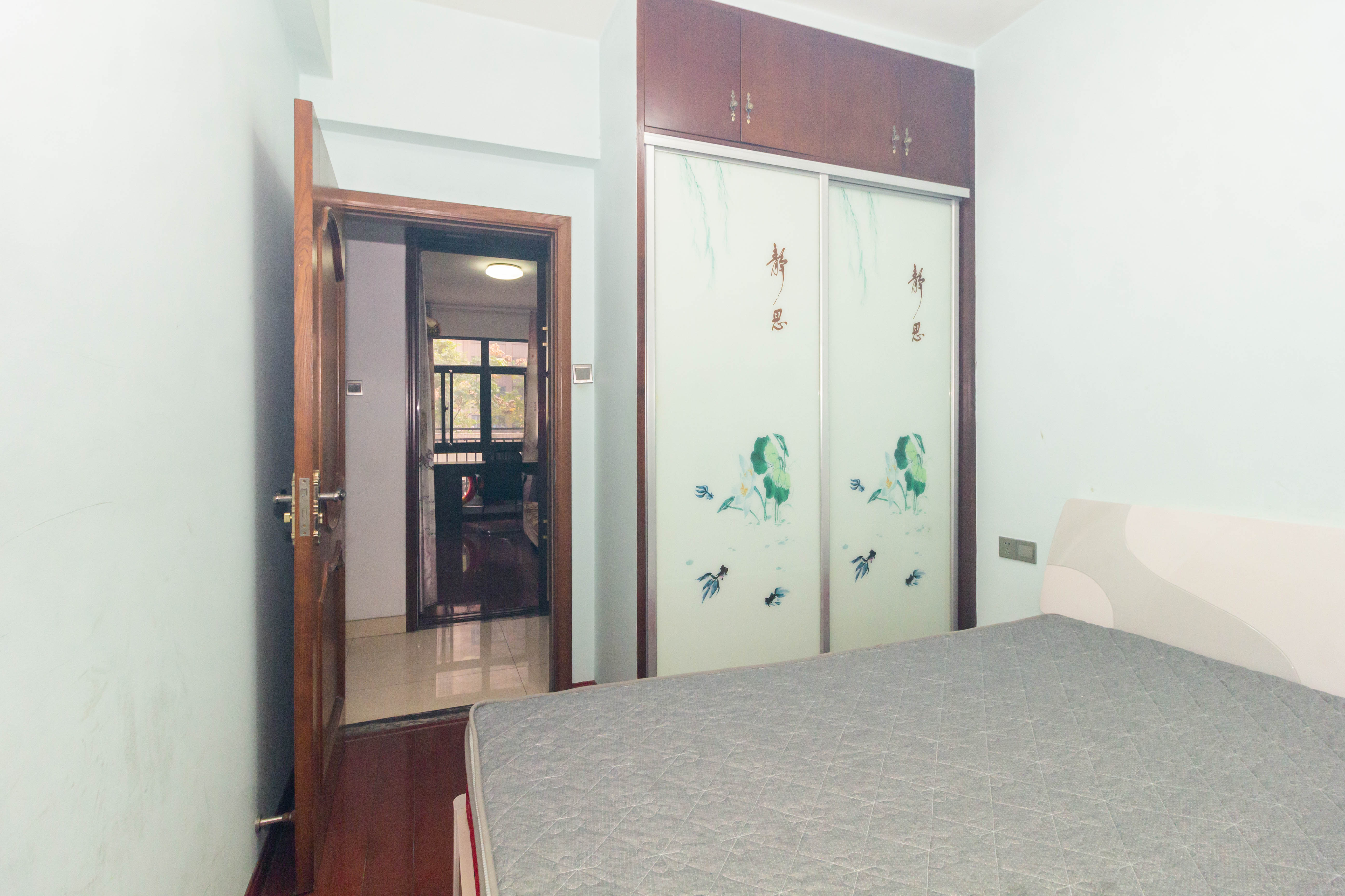 康桥长郡 4室2厅2卫 85.8万 康桥长郡 4室2厅2卫 85.8万卧室