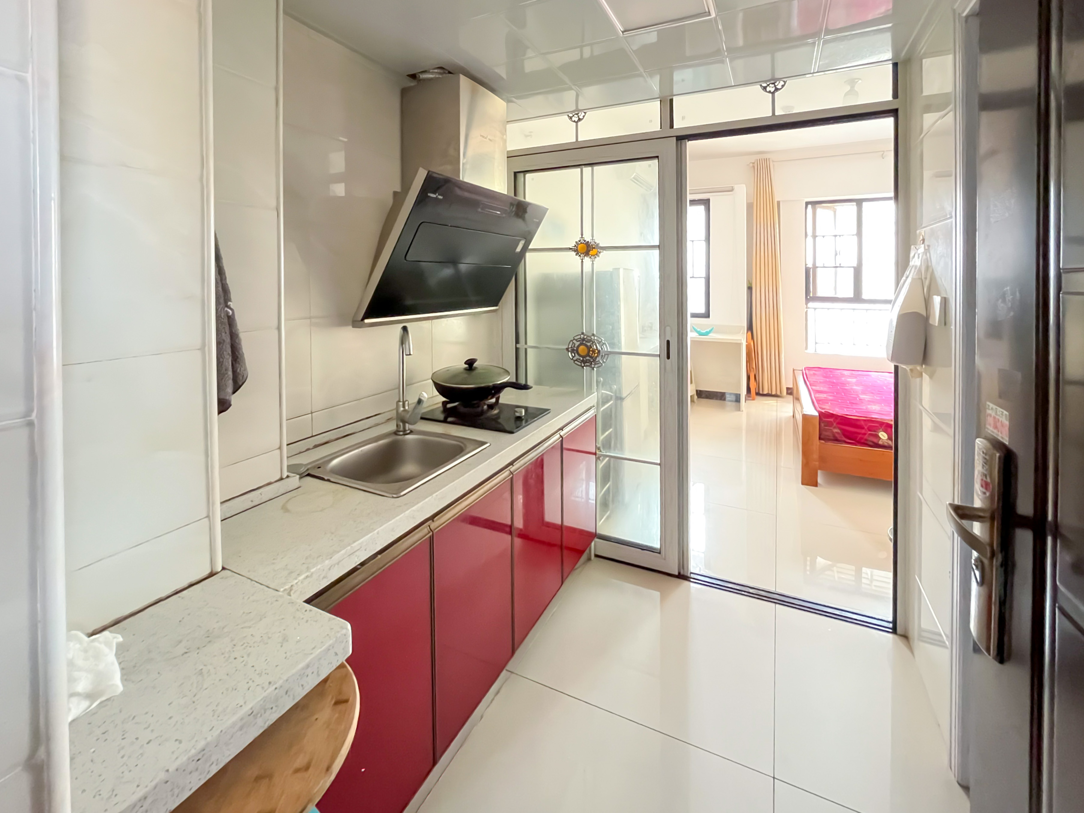 华远金科港国际城 1室1厅1卫 19.6万 华远金科港国际城 1室1厅1卫 19.6万厨房