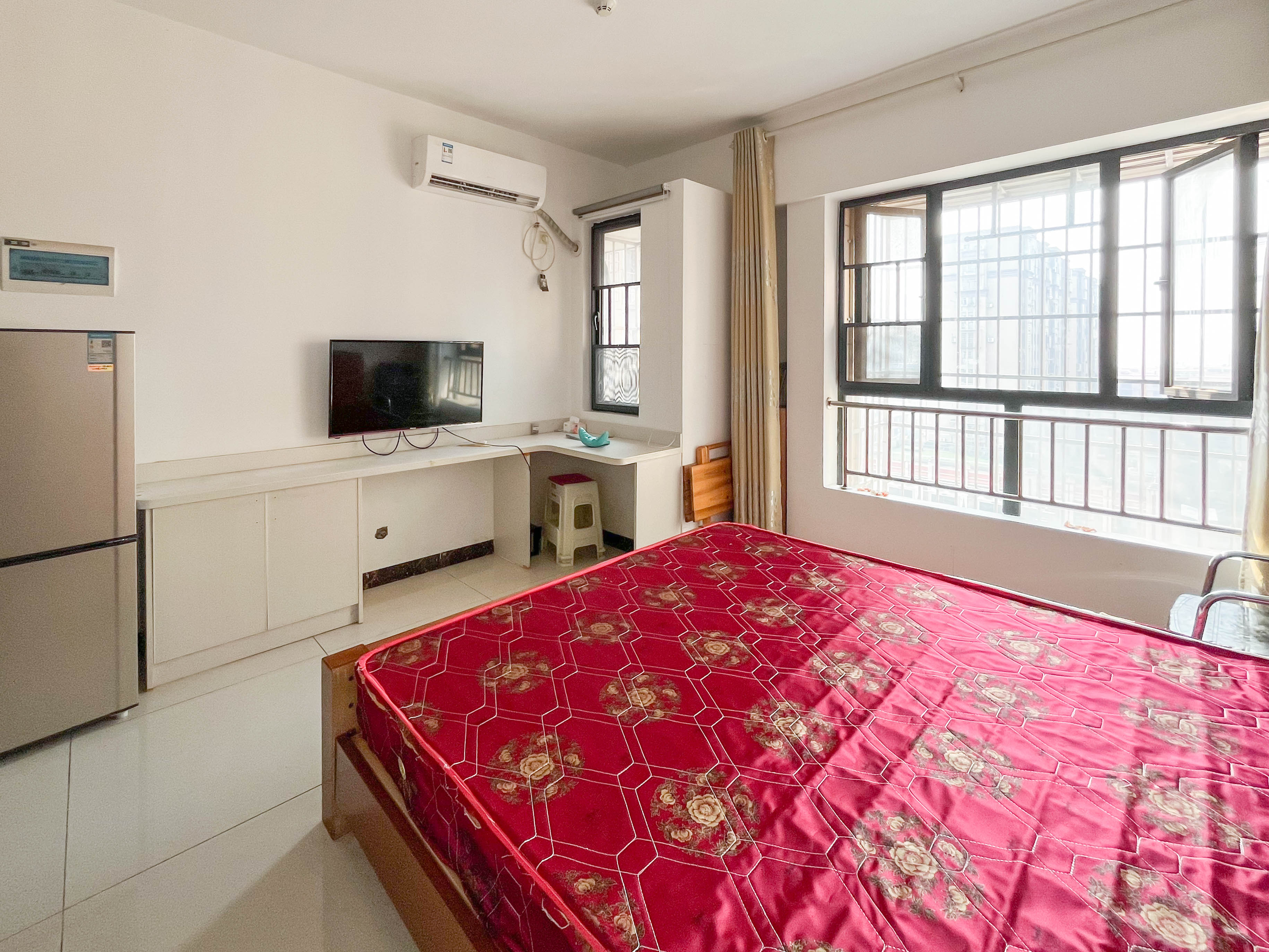 华远金科港国际城 1室1厅1卫 19.6万 华远金科港国际城 1室1厅1卫 19.6万厨房