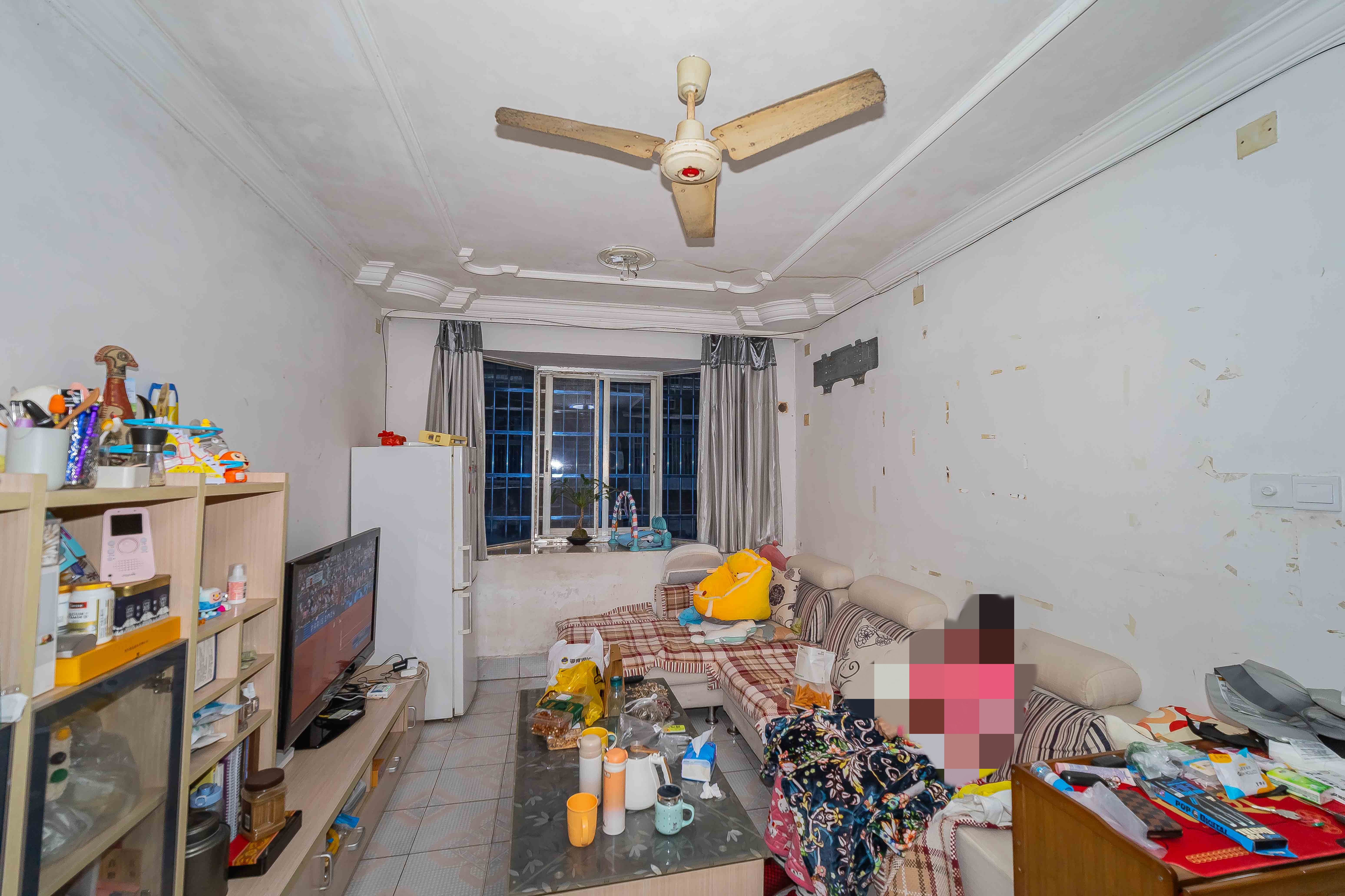 天心区政府机关宿舍(燕子岭正街17栋)  2室2厅1卫    50.0万 天心区政府机关宿舍(燕子岭正街17栋)  2室2厅1卫    50.0万客厅