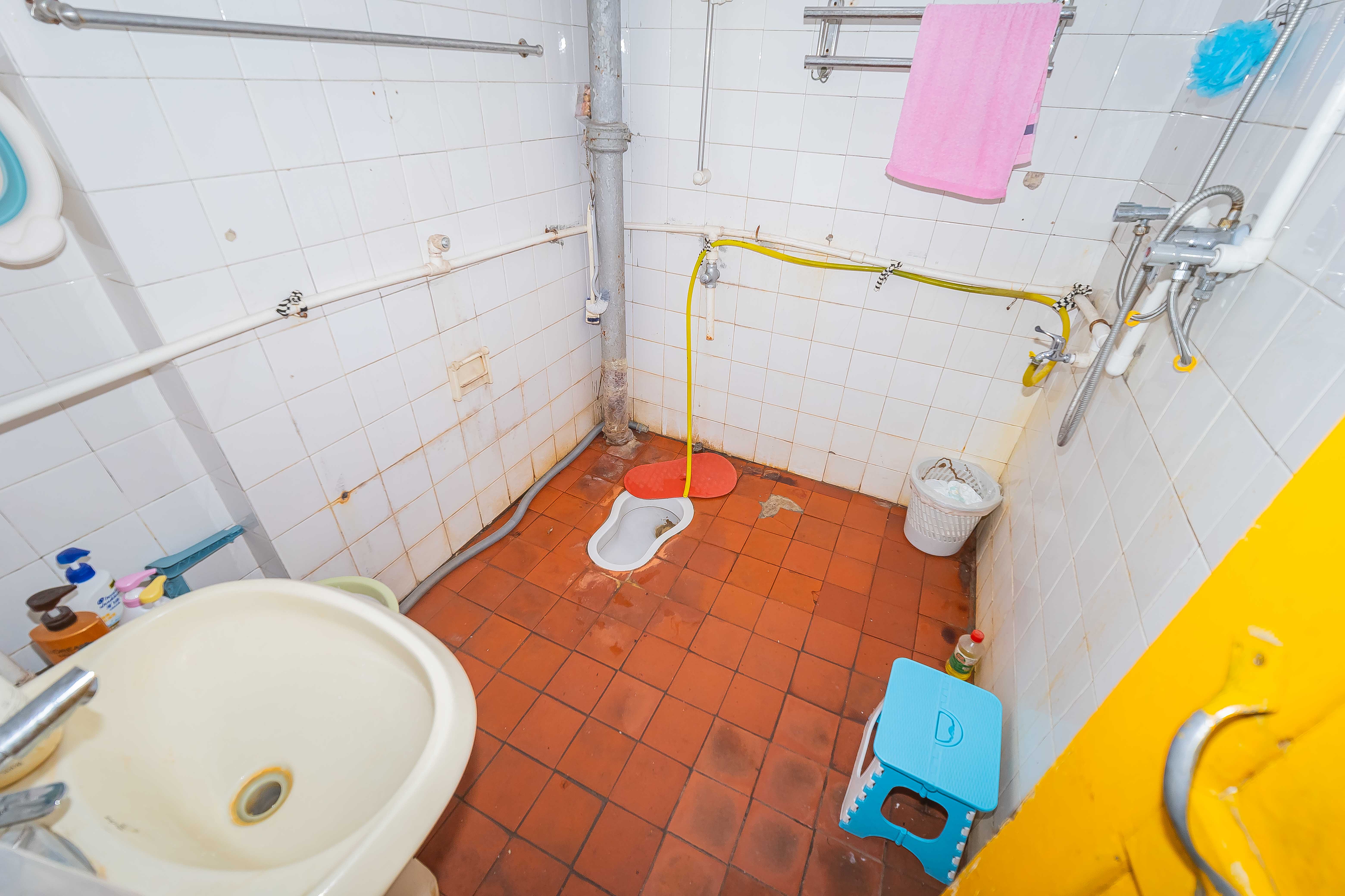 天心区政府机关宿舍(燕子岭正街17栋)  2室2厅1卫    50.0万 天心区政府机关宿舍(燕子岭正街17栋)  2室2厅1卫    50.0万其他