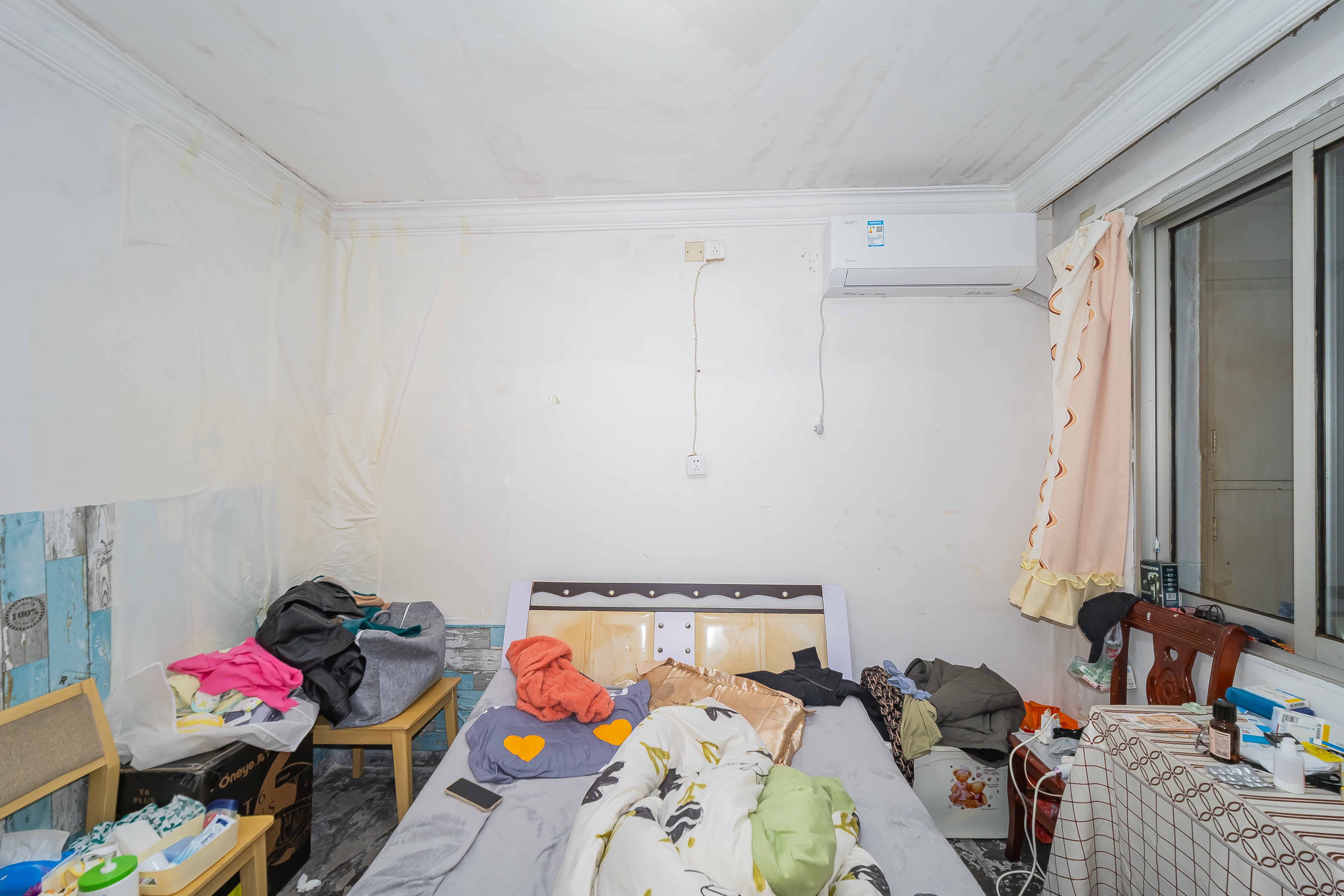 天心区政府机关宿舍(燕子岭正街17栋)  2室2厅1卫    50.0万 天心区政府机关宿舍(燕子岭正街17栋)  2室2厅1卫    50.0万卧室