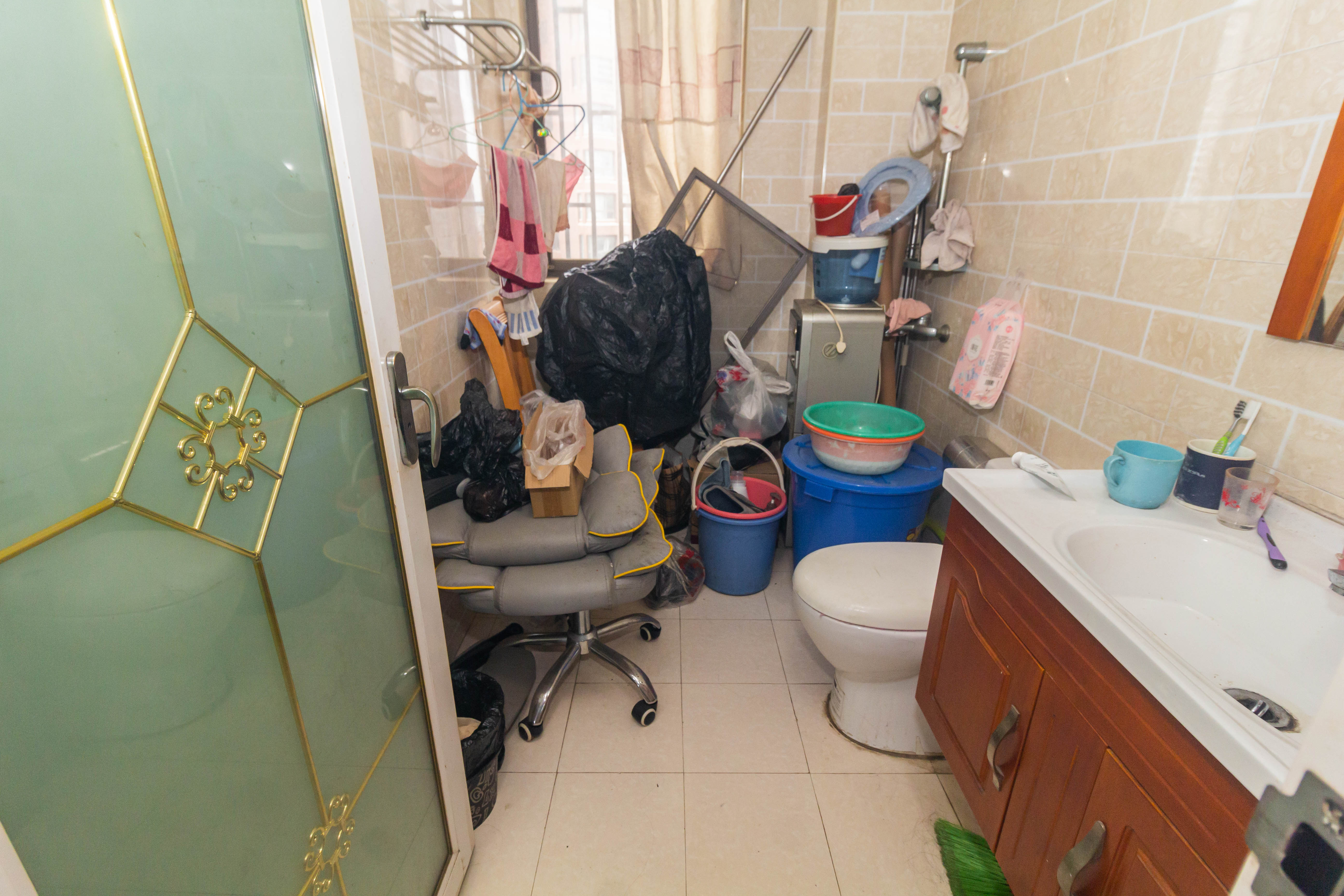 方略潇邦  4室2厅1卫    65.0万 方略潇邦  4室2厅1卫    65.0万卫生间