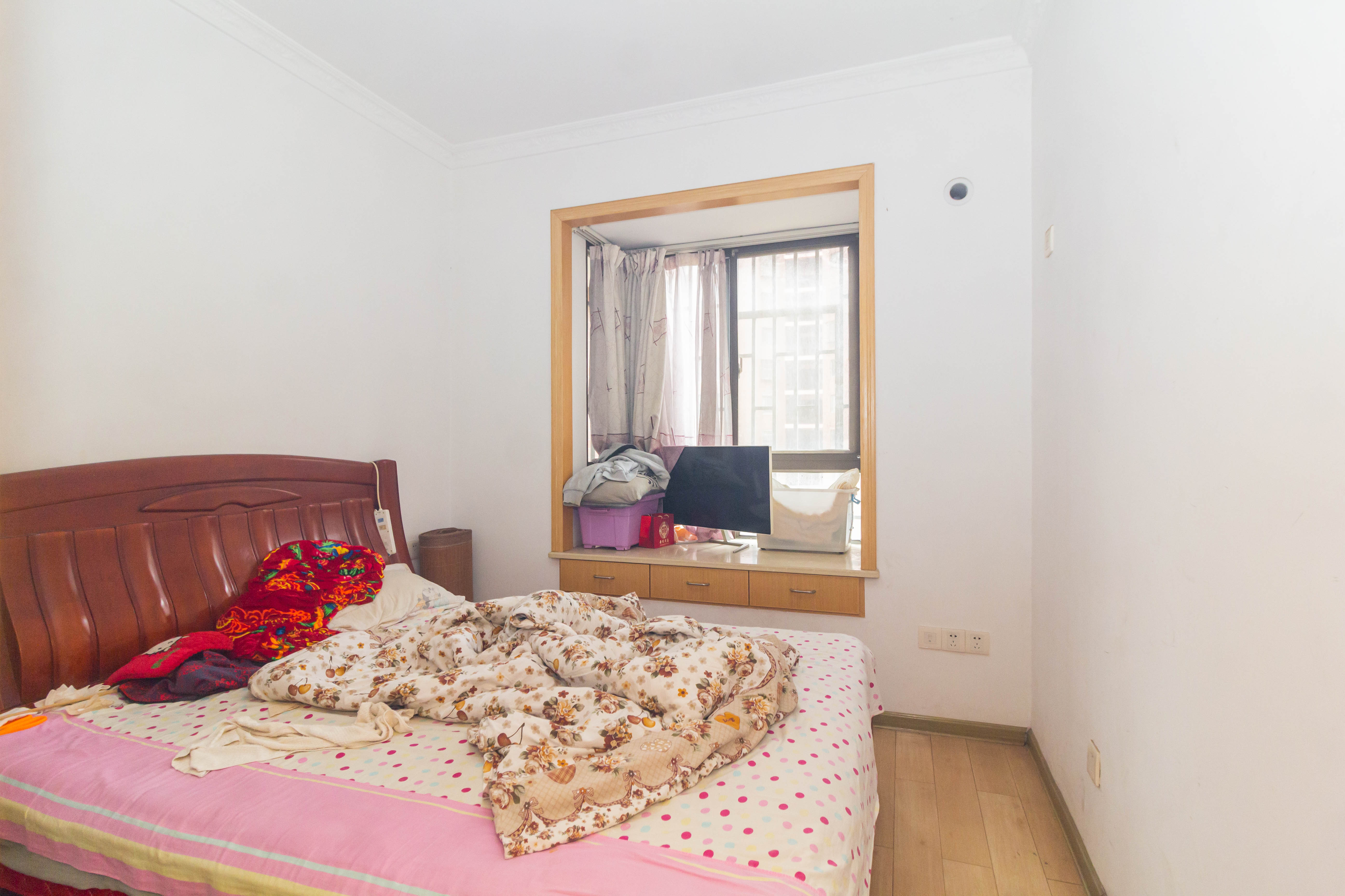 方略潇邦  4室2厅1卫    65.0万 方略潇邦  4室2厅1卫    65.0万卧室