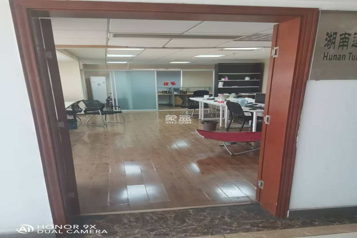 鼎丰国际 1室1厅0卫 2500.0元/月 鼎丰国际 1室1厅0卫 2500.0元/月室内图