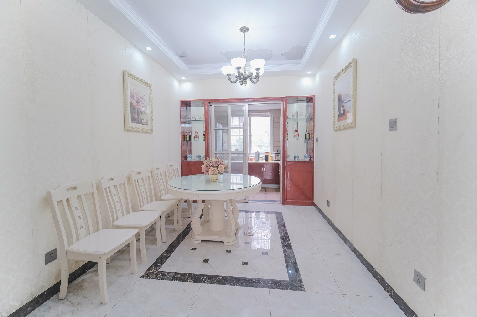 山水湾  3室2厅1卫    78.0万 山水湾  3室2厅1卫    78.0万客厅