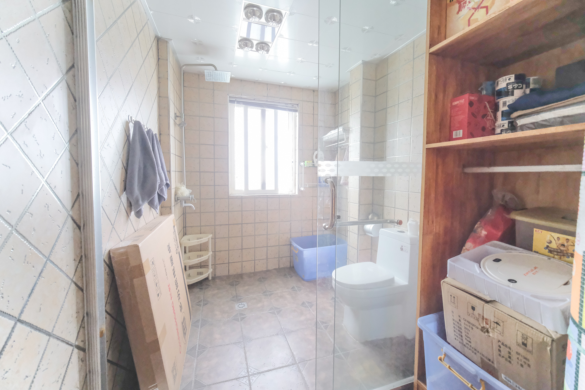 山水湾  3室2厅1卫    78.0万 山水湾  3室2厅1卫    78.0万卫生间