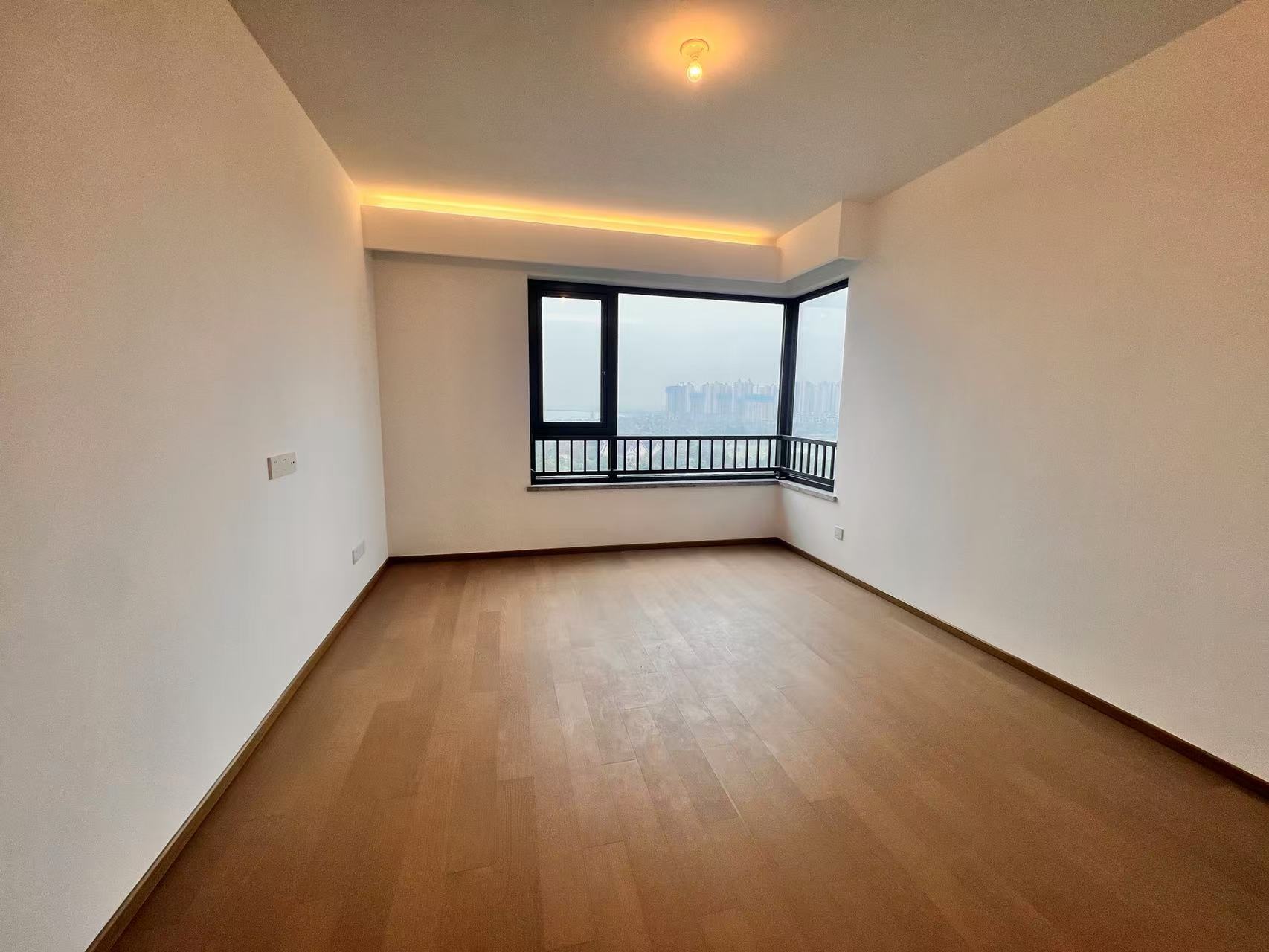 晋合湘水湾六期 3室2厅2卫 160.0万 晋合湘水湾六期 3室2厅2卫 160.0万室内图