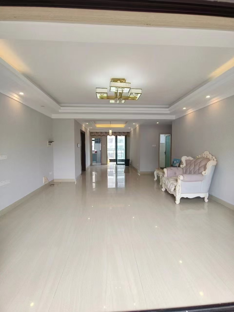 学苑公馆 3室2厅2卫 238.0万 学苑公馆 3室2厅2卫 238.0万室内图