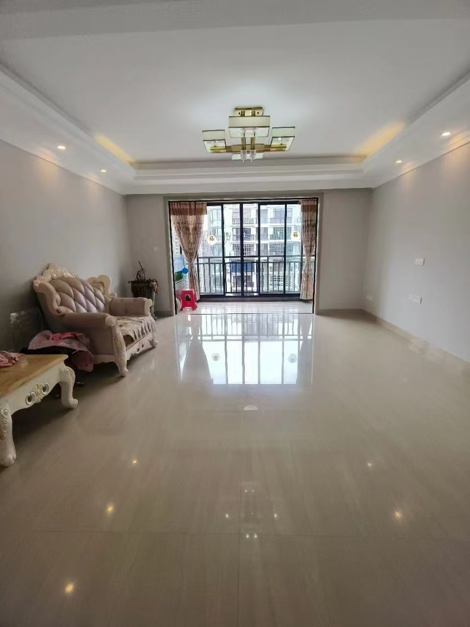 学苑公馆 3室2厅2卫 238.0万 学苑公馆 3室2厅2卫 238.0万室内图